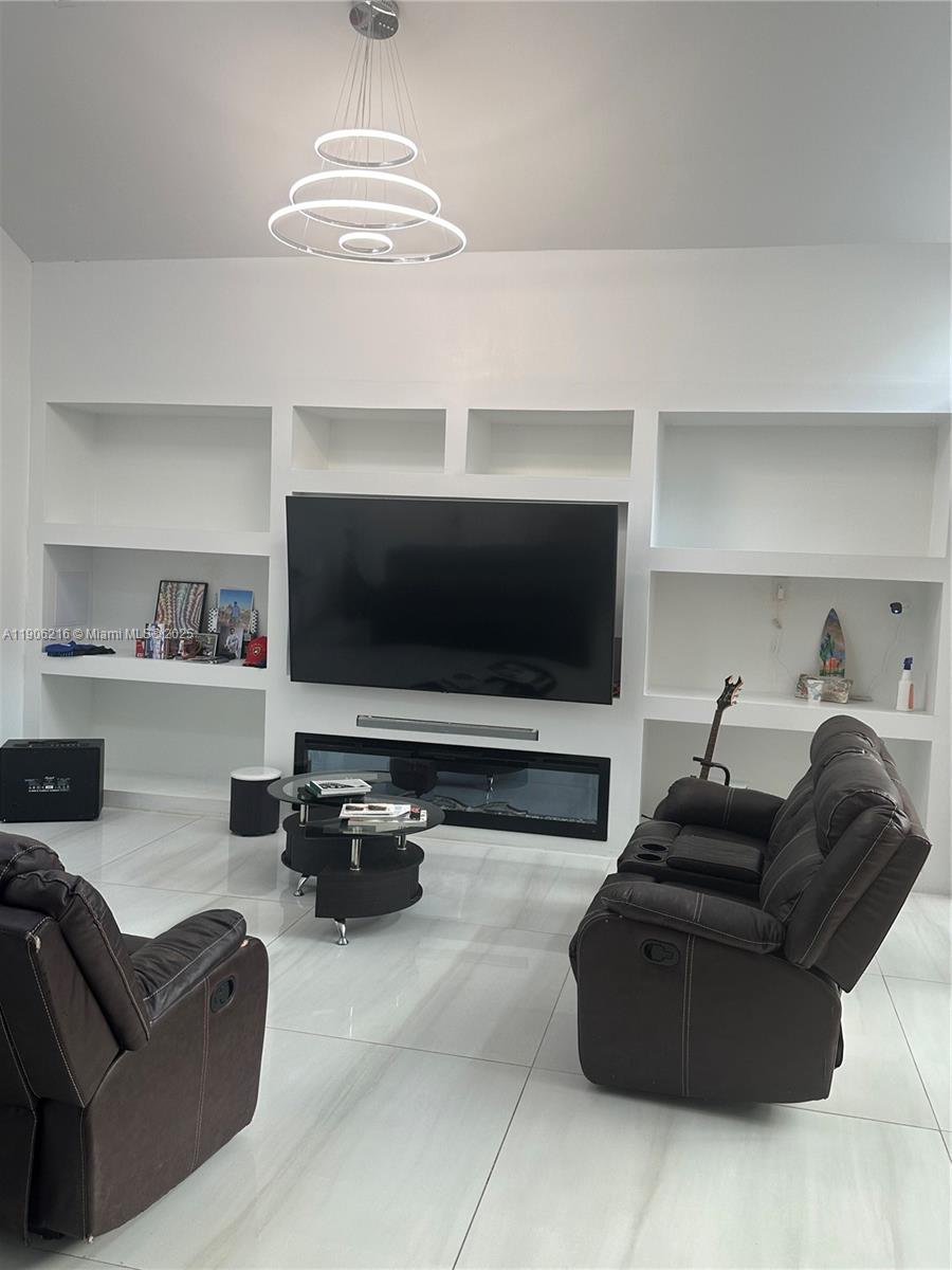 WEST LAKE VILLAGE PLAT - Residential