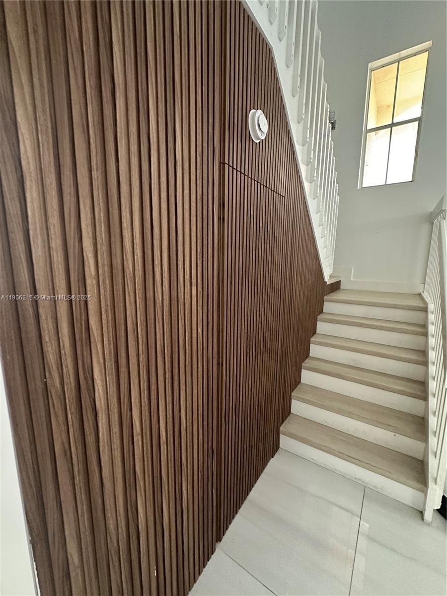 WEST LAKE VILLAGE PLAT - Residential