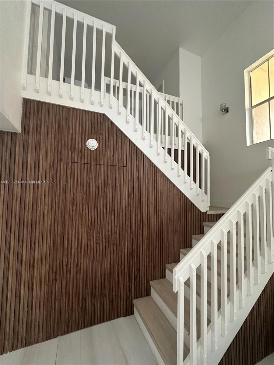 WEST LAKE VILLAGE PLAT - Residential