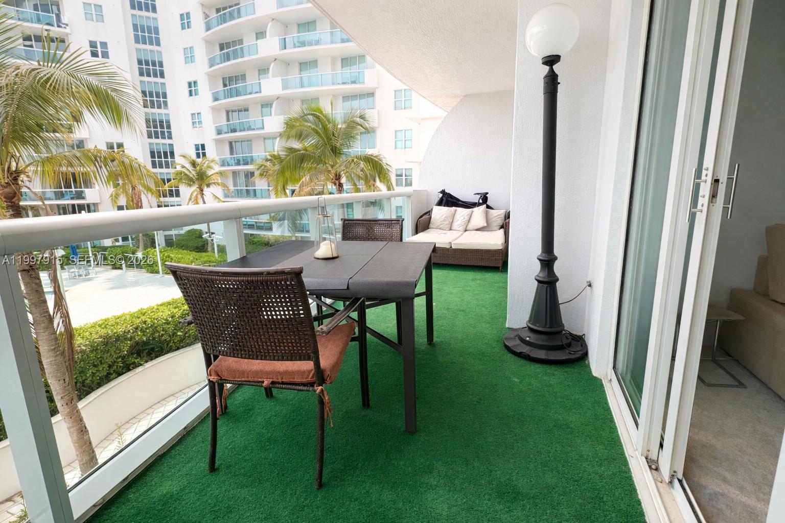 7900 Harbor Island Dr 706