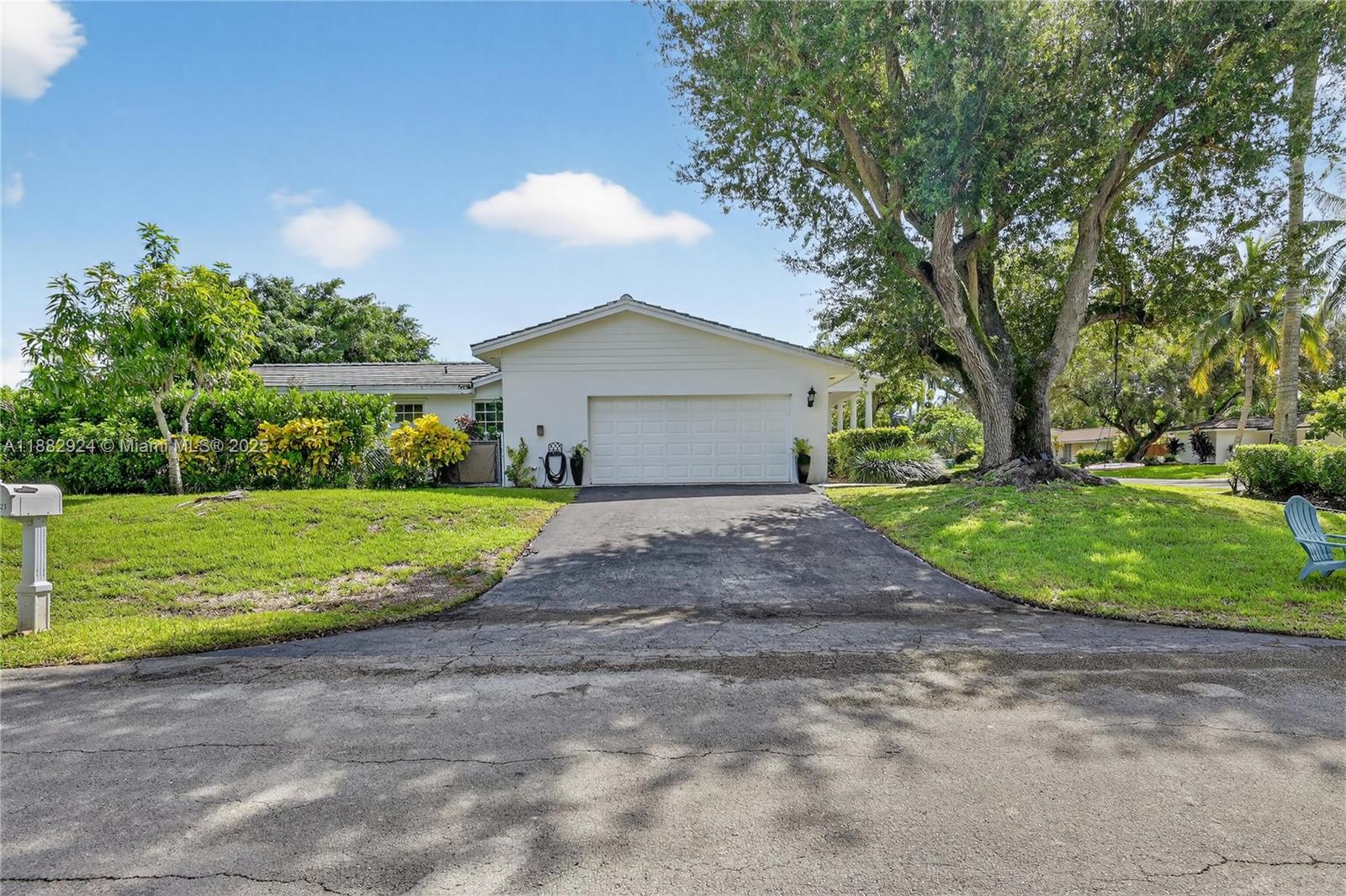 OLD CUTLER SOUTH SEC 2 - Residential
