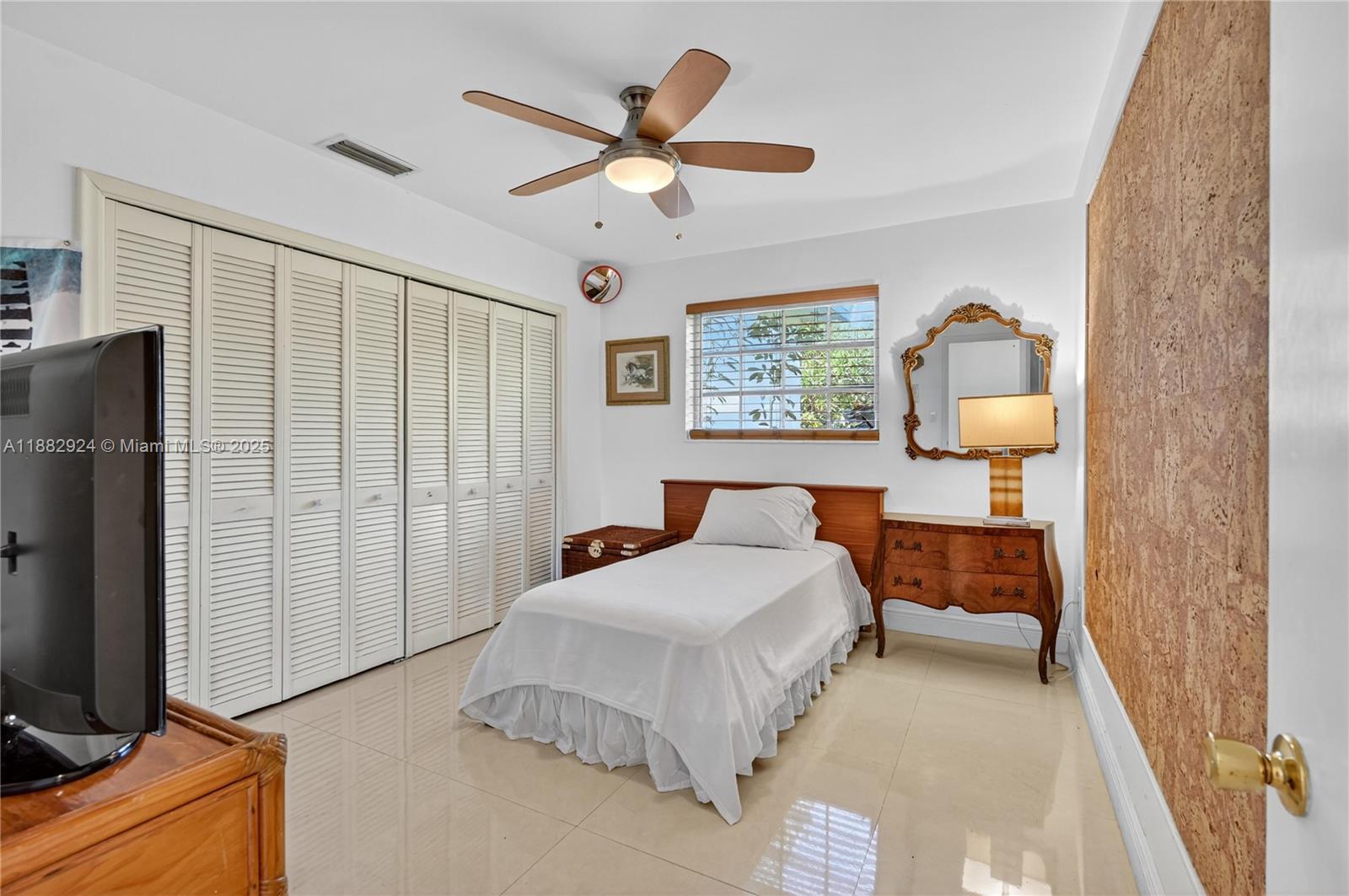 OLD CUTLER SOUTH SEC 2 - Residential