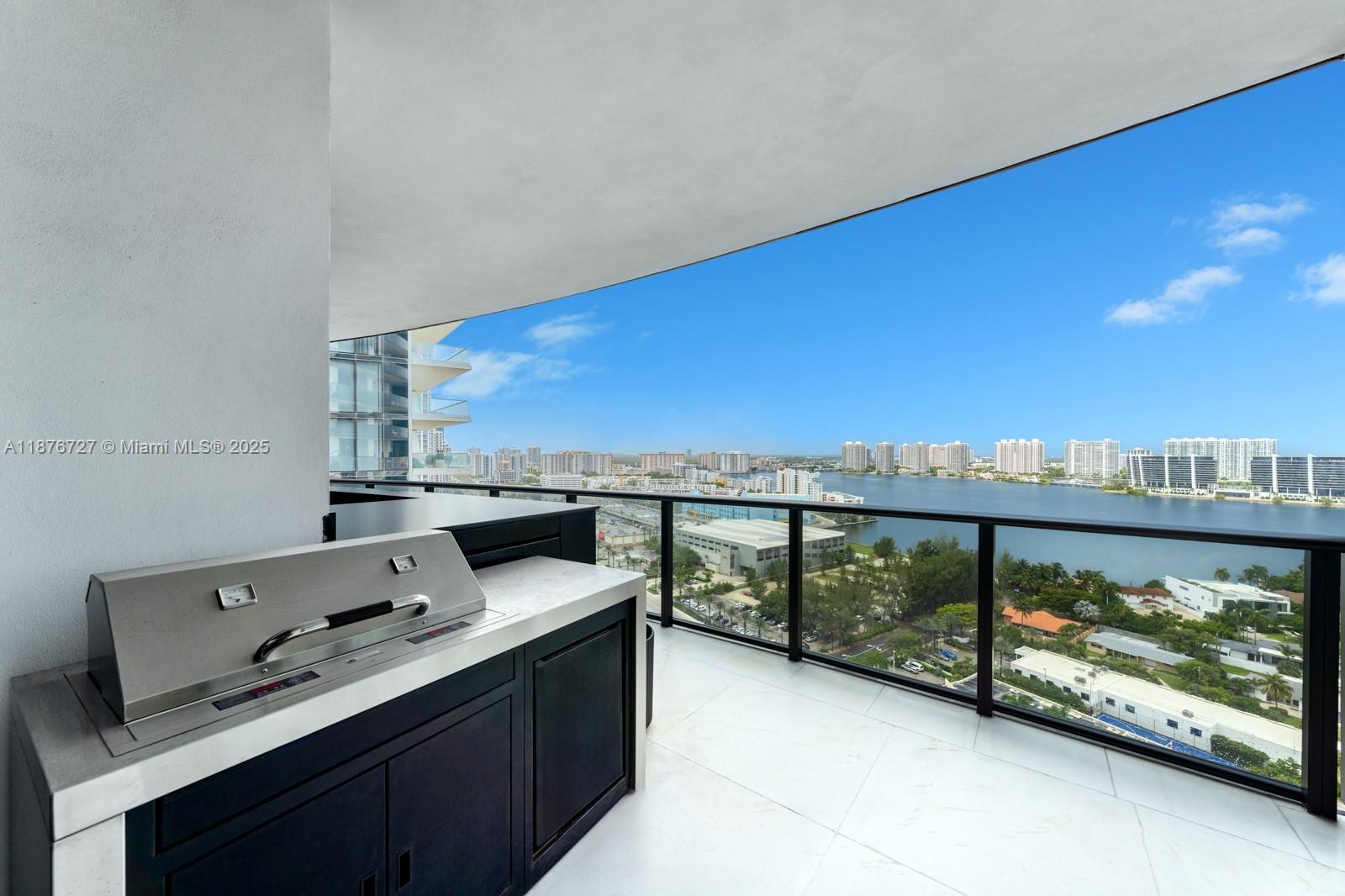 18555 COLLINS AVENUE COND - Residential Lease