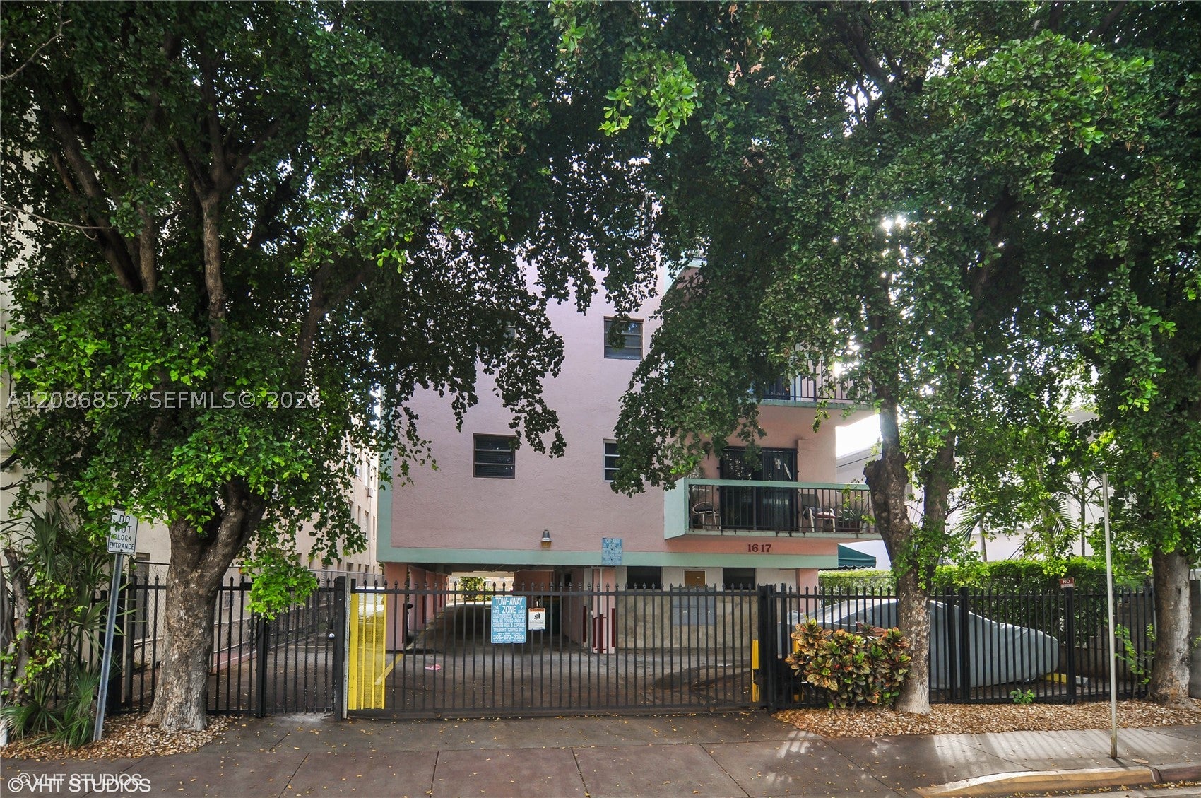 1617 Jefferson Ave 404