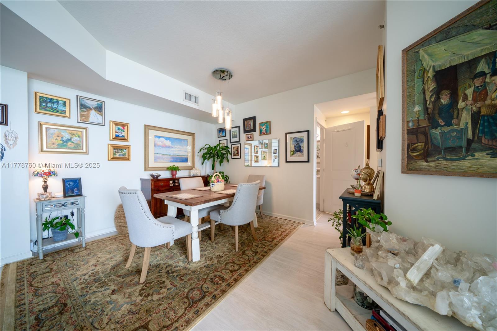 360 CONDO A - Residential