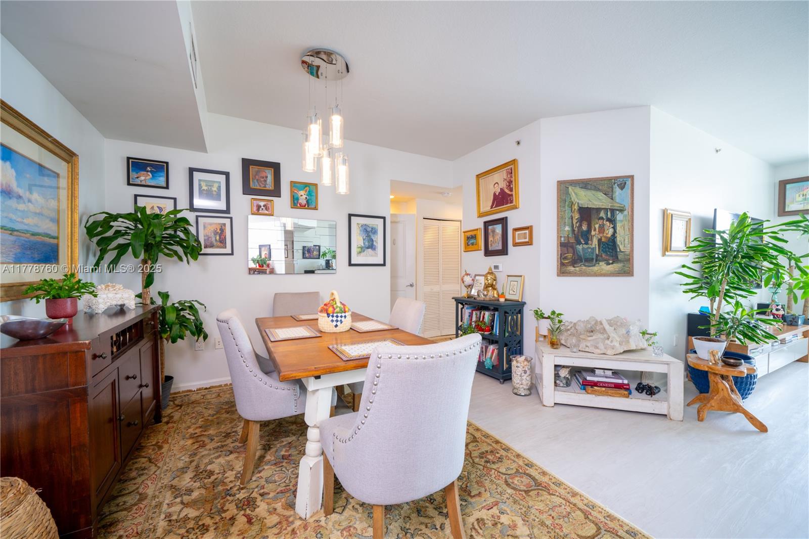 360 CONDO A - Residential