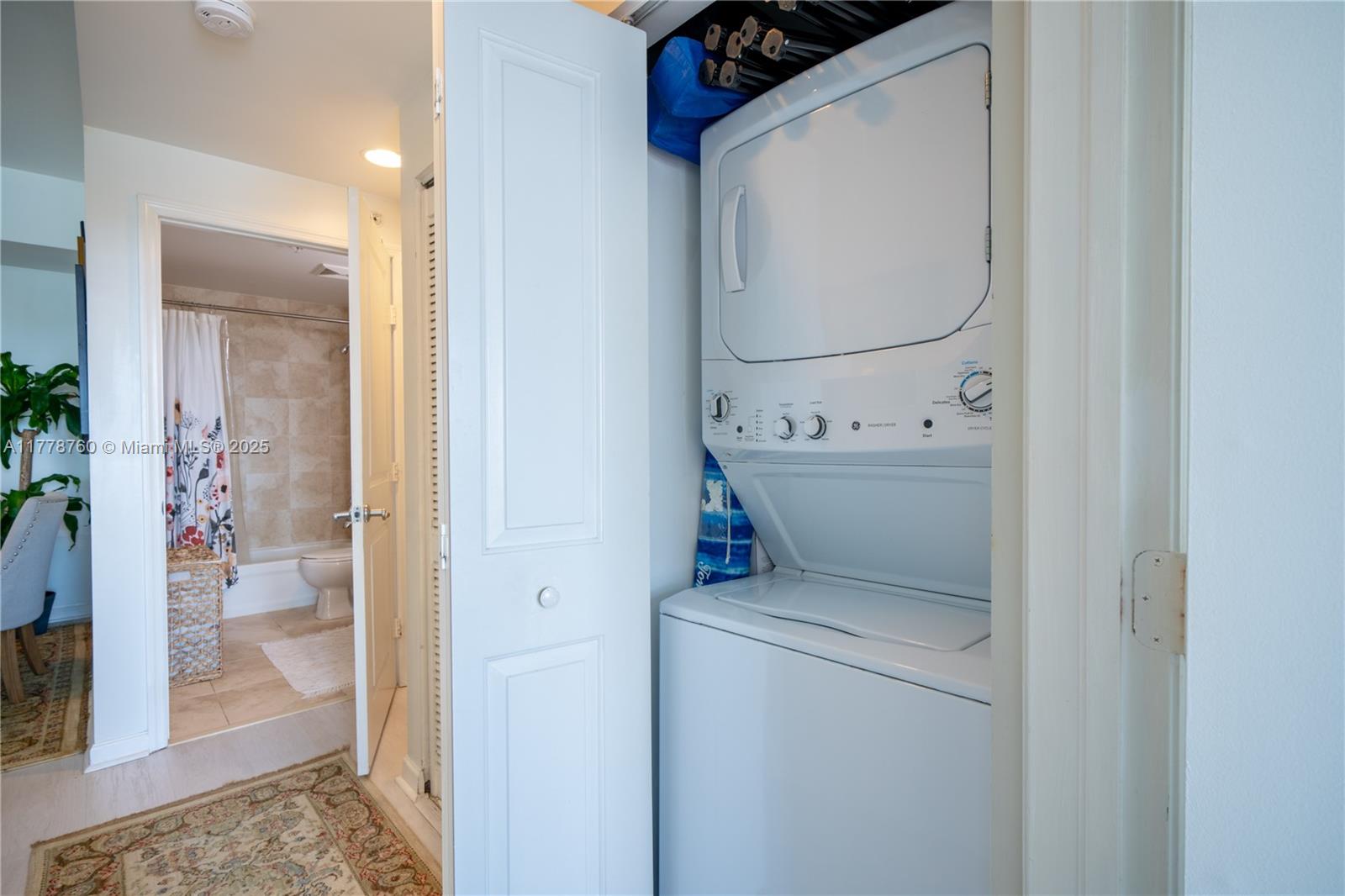 360 CONDO A - Residential