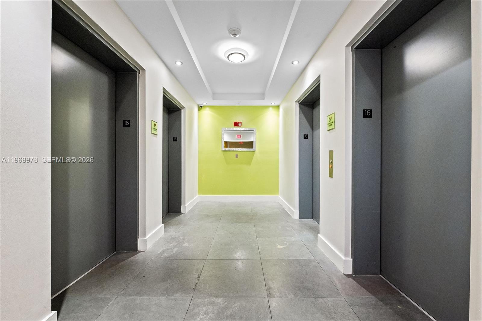 THE LOFT DOWNTOWN II COND - Residential