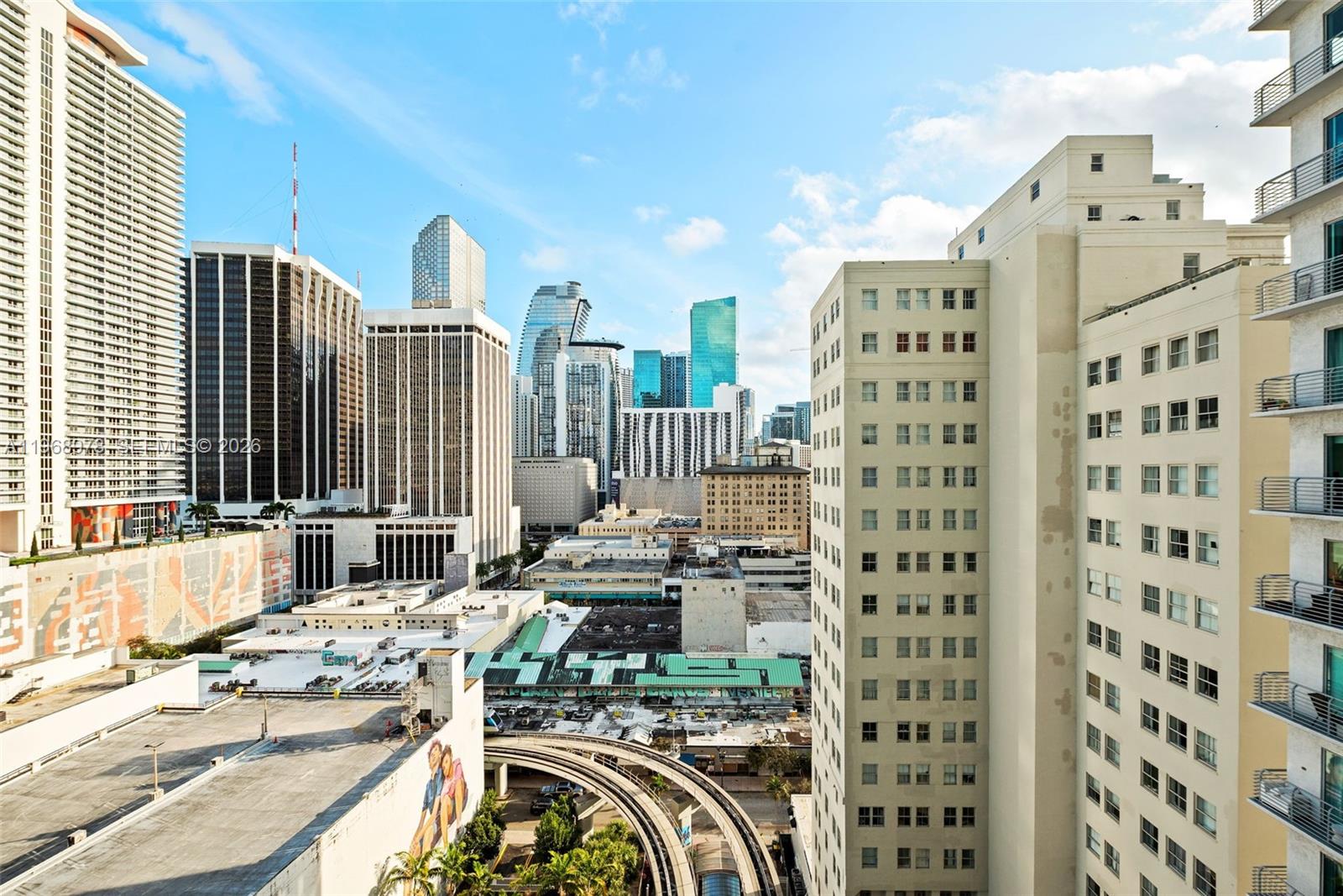 THE LOFT DOWNTOWN II COND - Residential