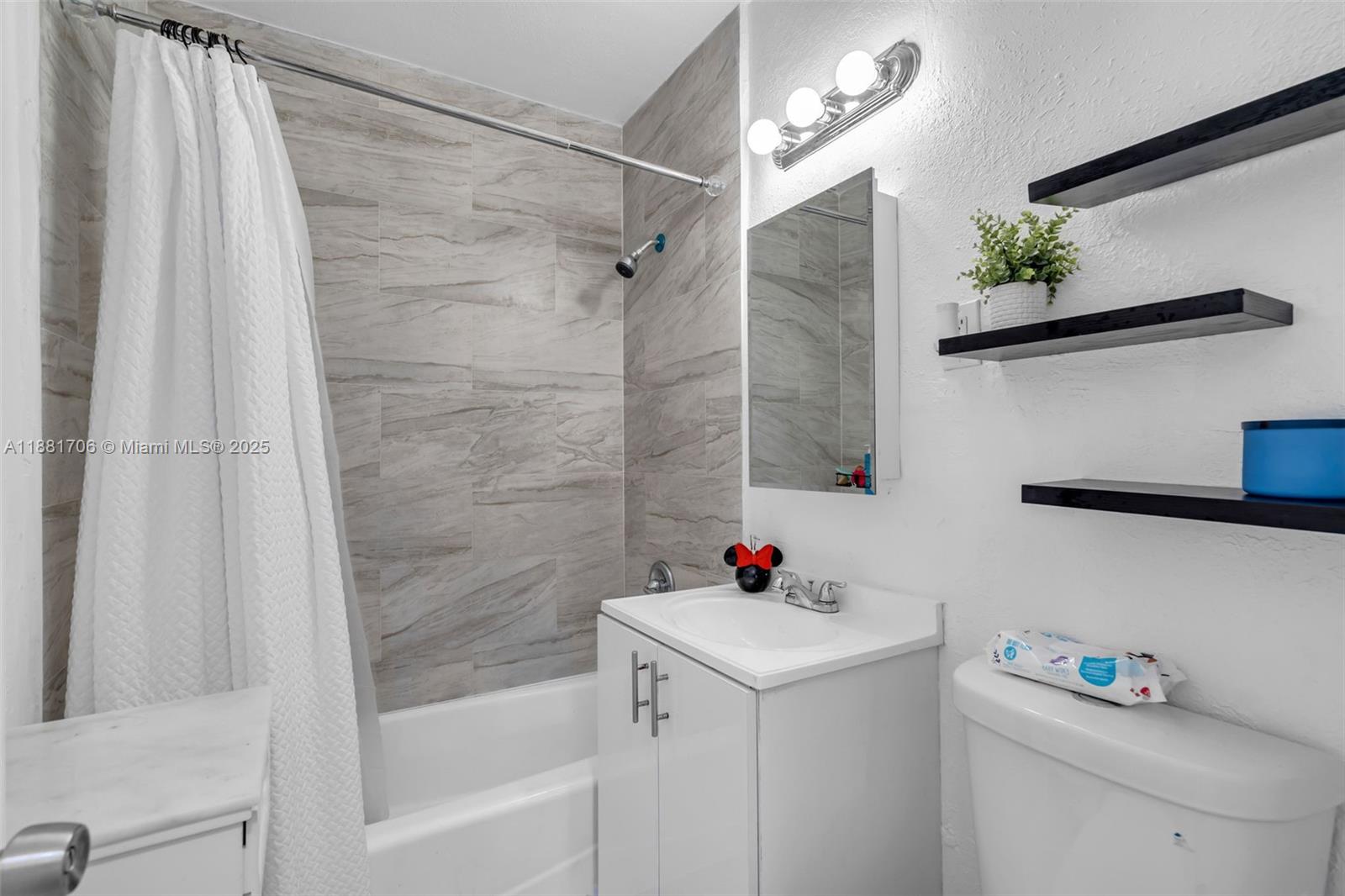 SUNRISE HEIGHTS - Residential Income