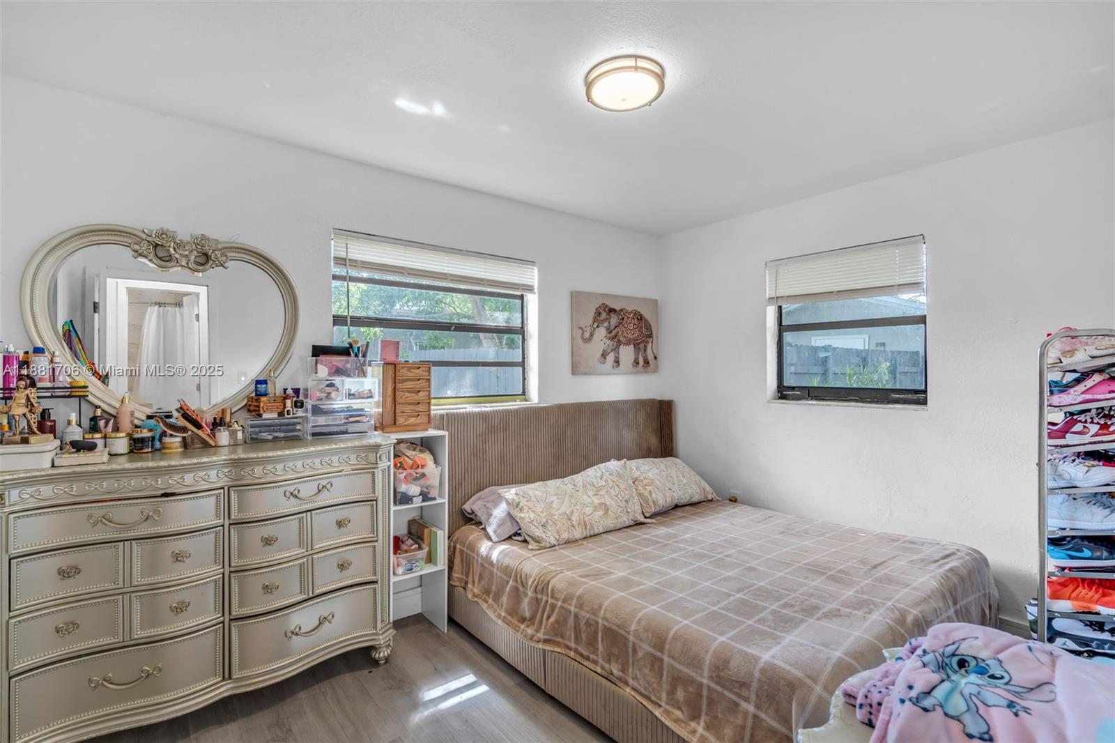 SUNRISE HEIGHTS - Residential Income