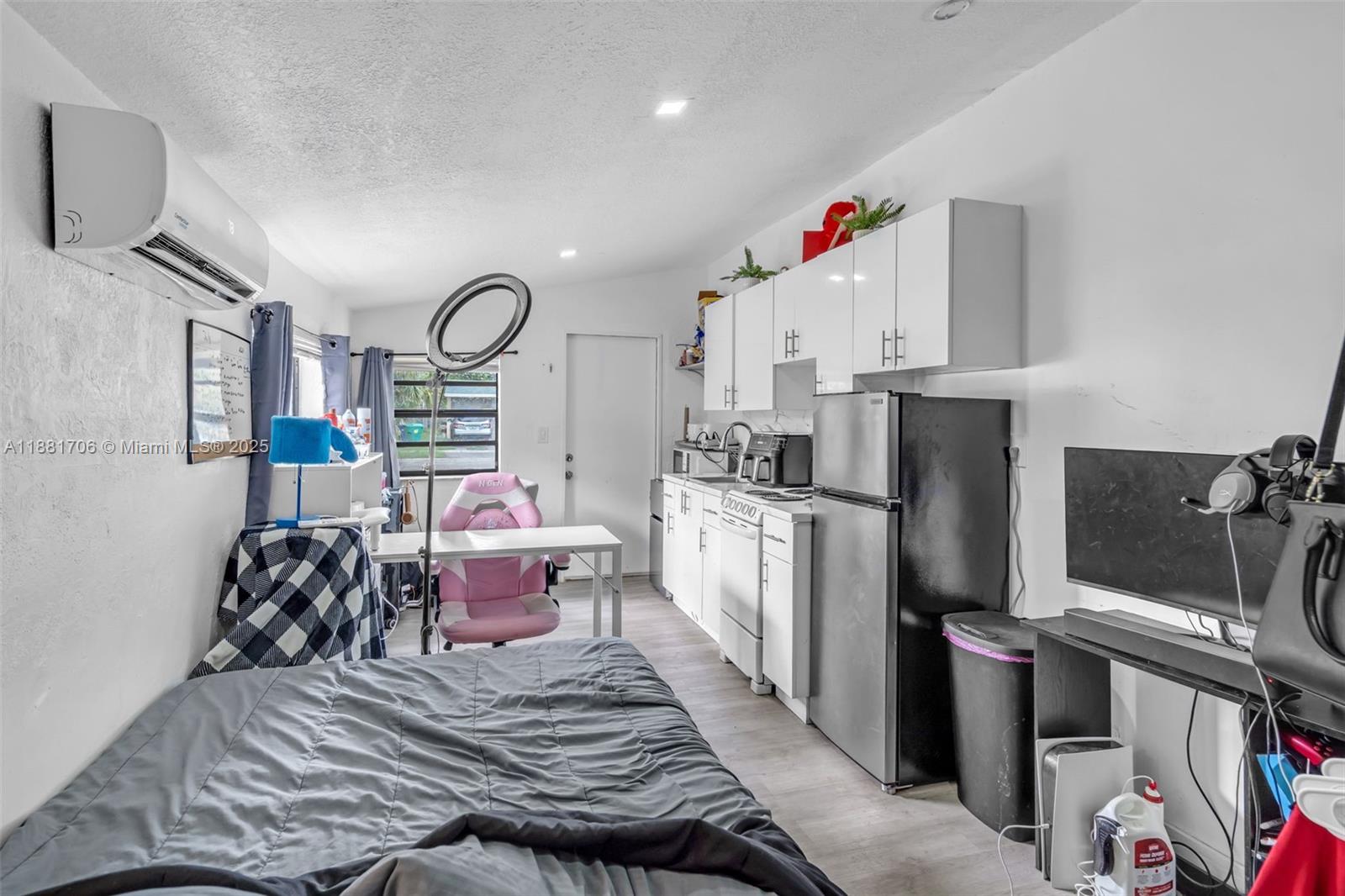 SUNRISE HEIGHTS - Residential Income