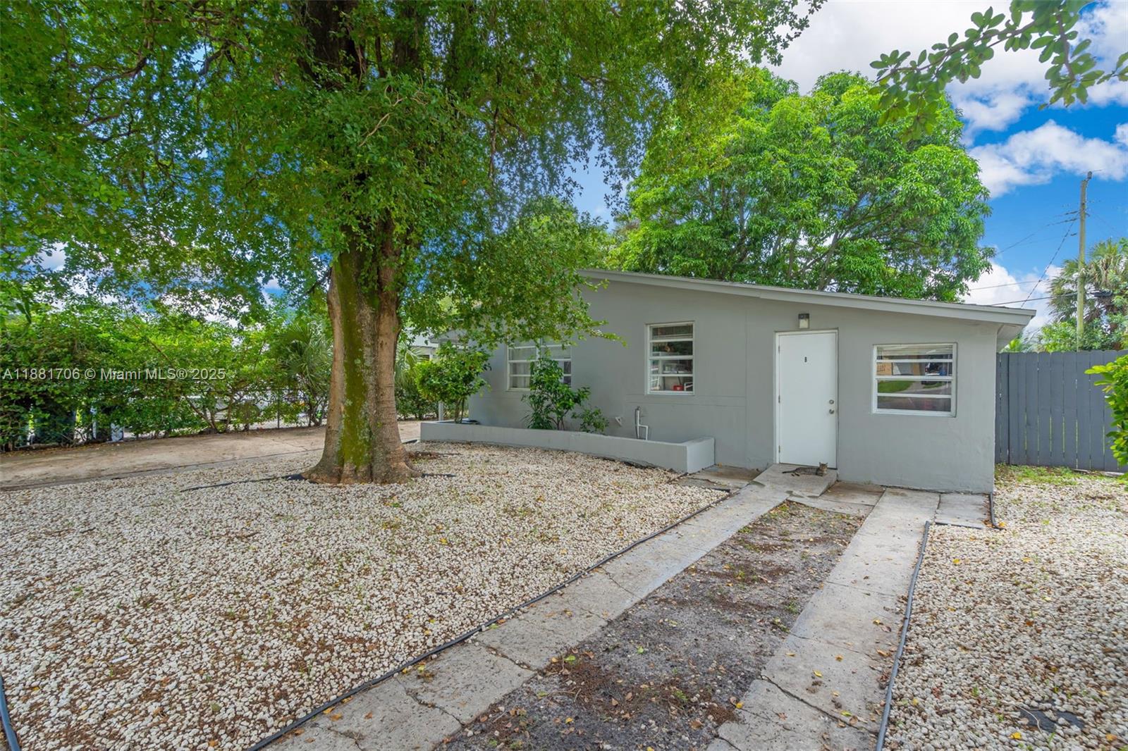 SUNRISE HEIGHTS - Residential Income