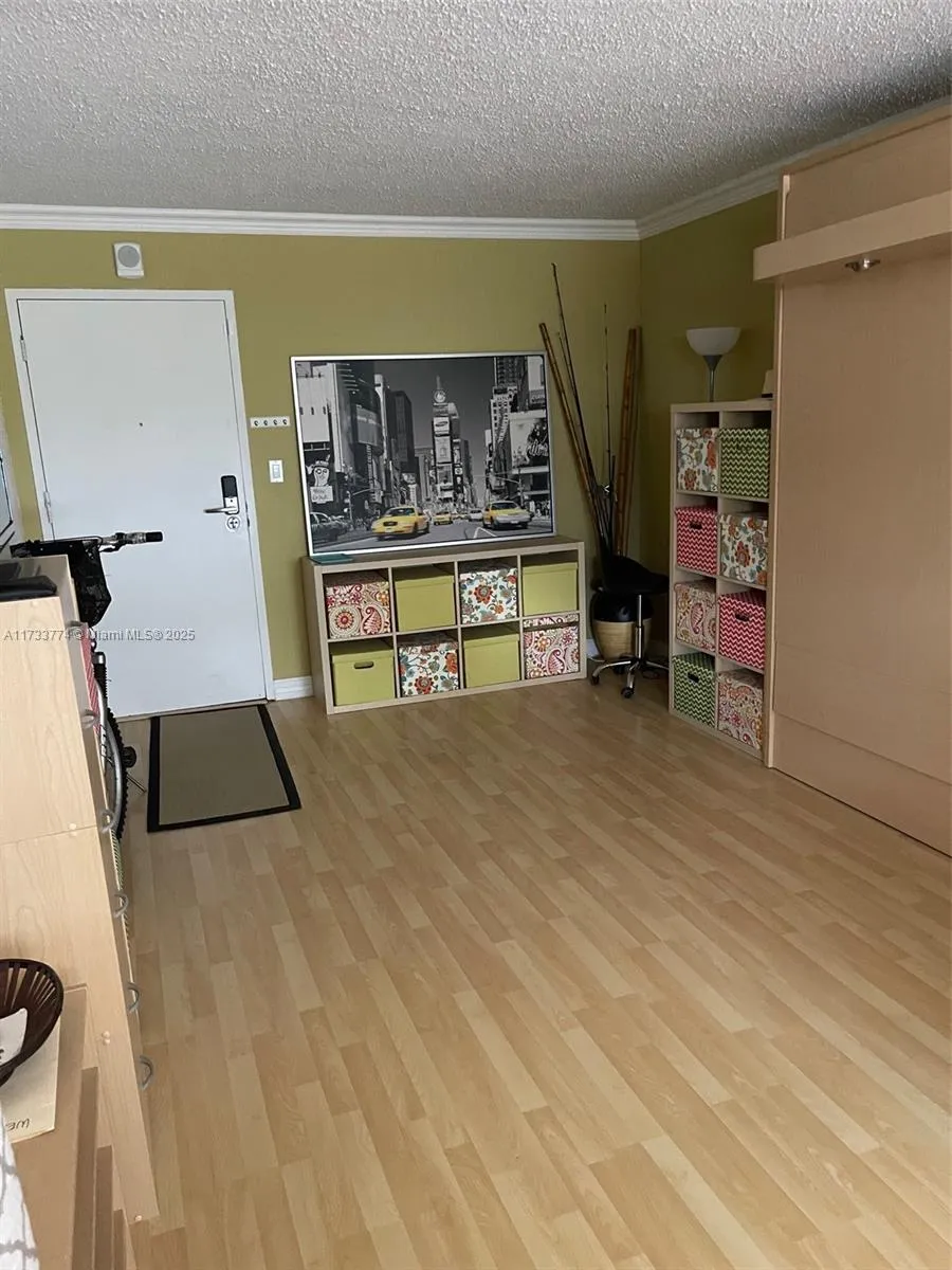 Hallandale Beach, Florida 33009, United States, ,1 BathroomBathrooms,Residential,Active,12869