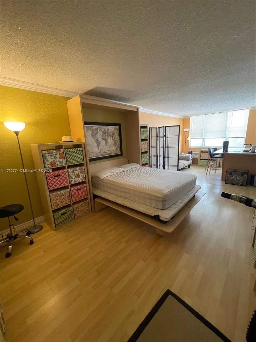 Hallandale Beach, Florida 33009, United States, ,1 BathroomBathrooms,Residential,Active,12869