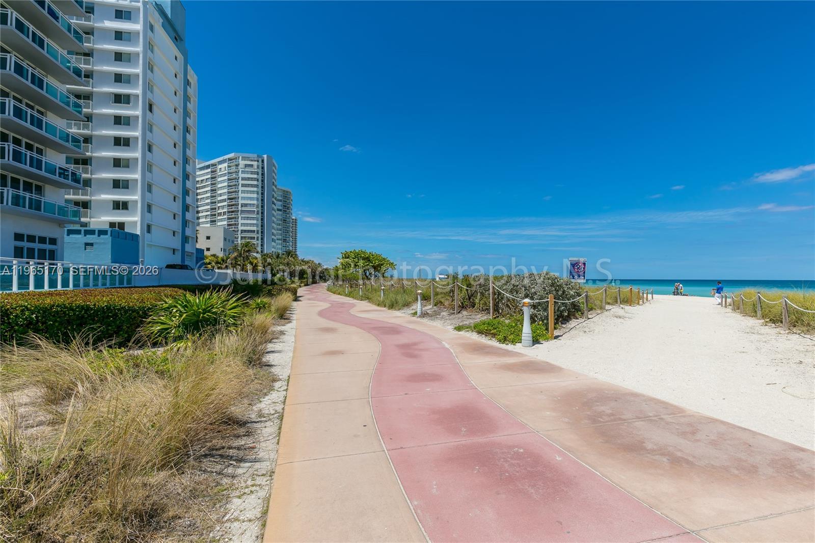 THE COLLINS CONDO - Residential