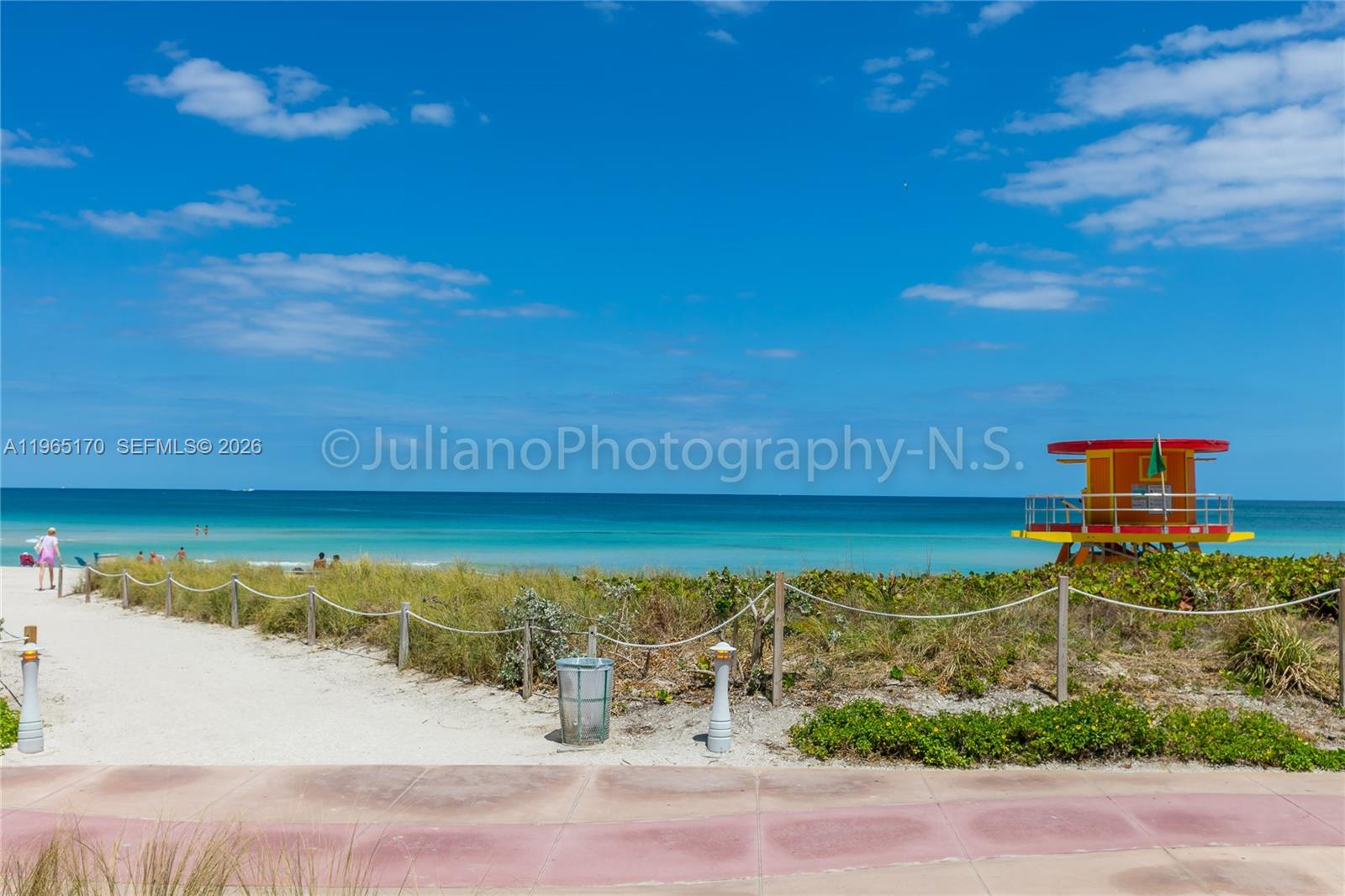 THE COLLINS CONDO - Residential