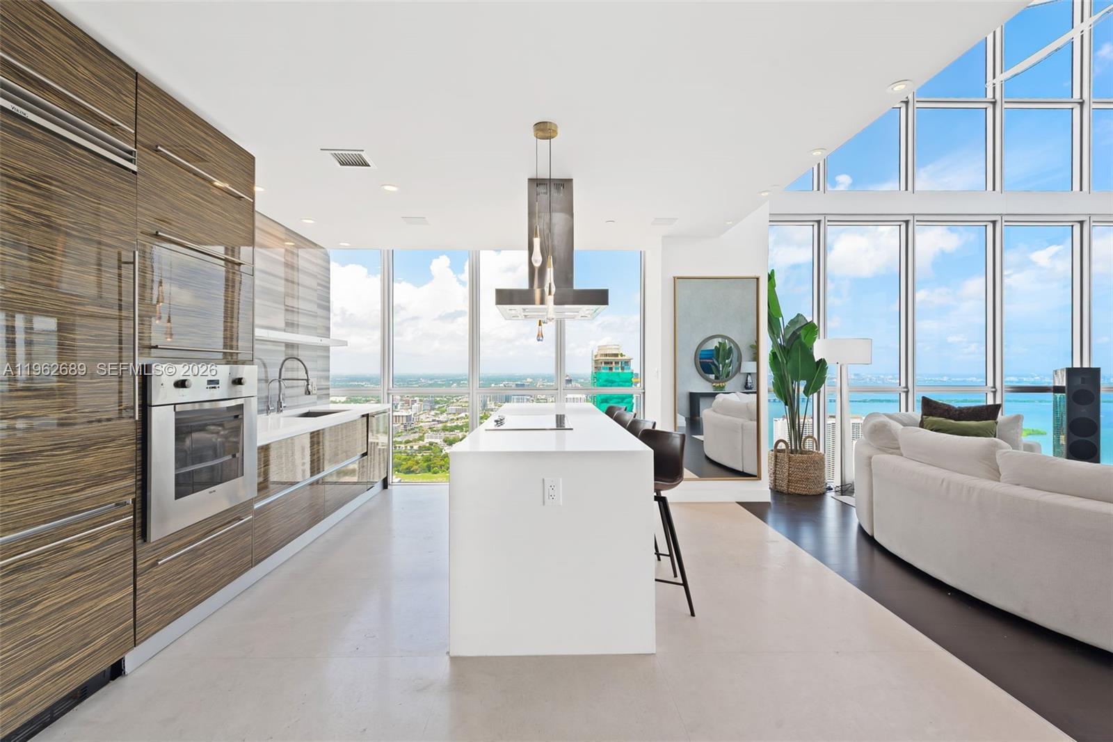 MARQUIS CONDO - Residential