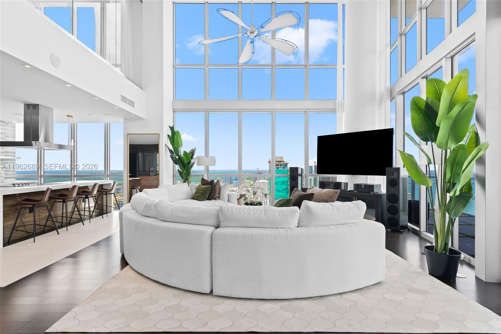 MARQUIS CONDO - Residential