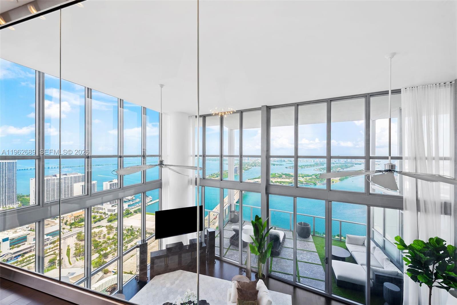 MARQUIS CONDO - Residential