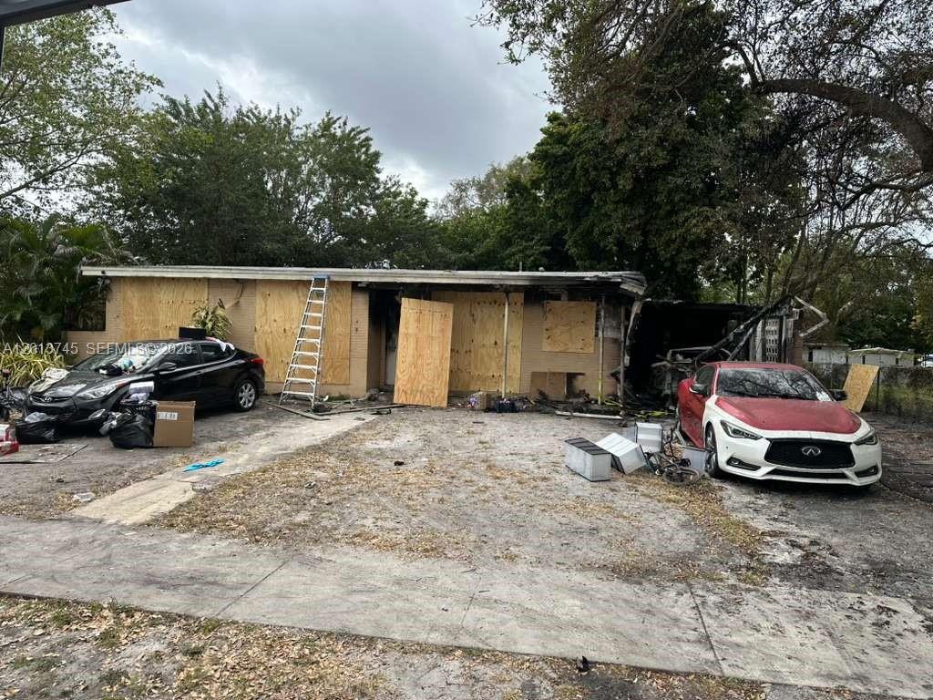 LAKE FOREST SEC 4 - Residential