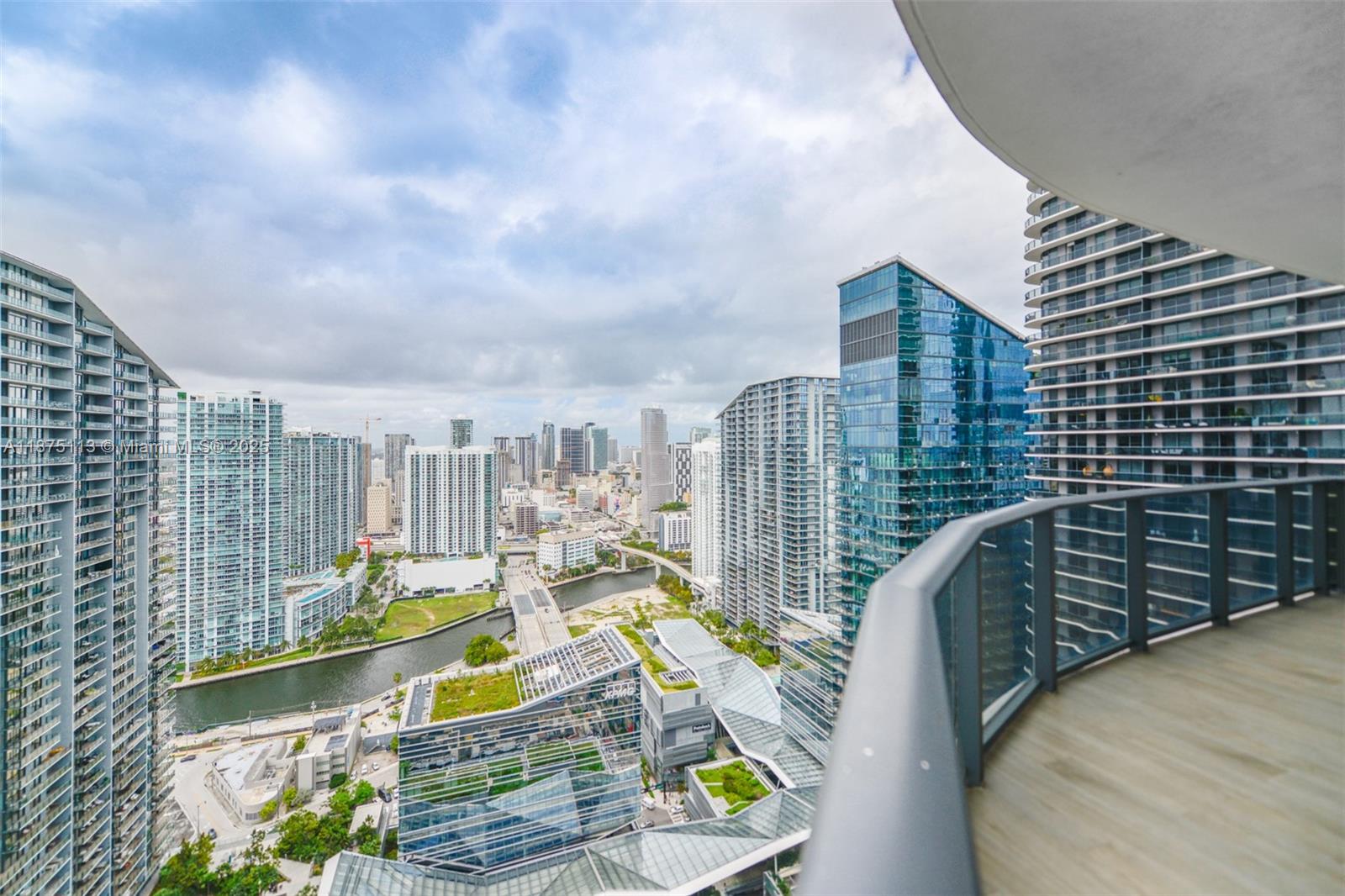 BRICKELL HEIGHTS - Residential