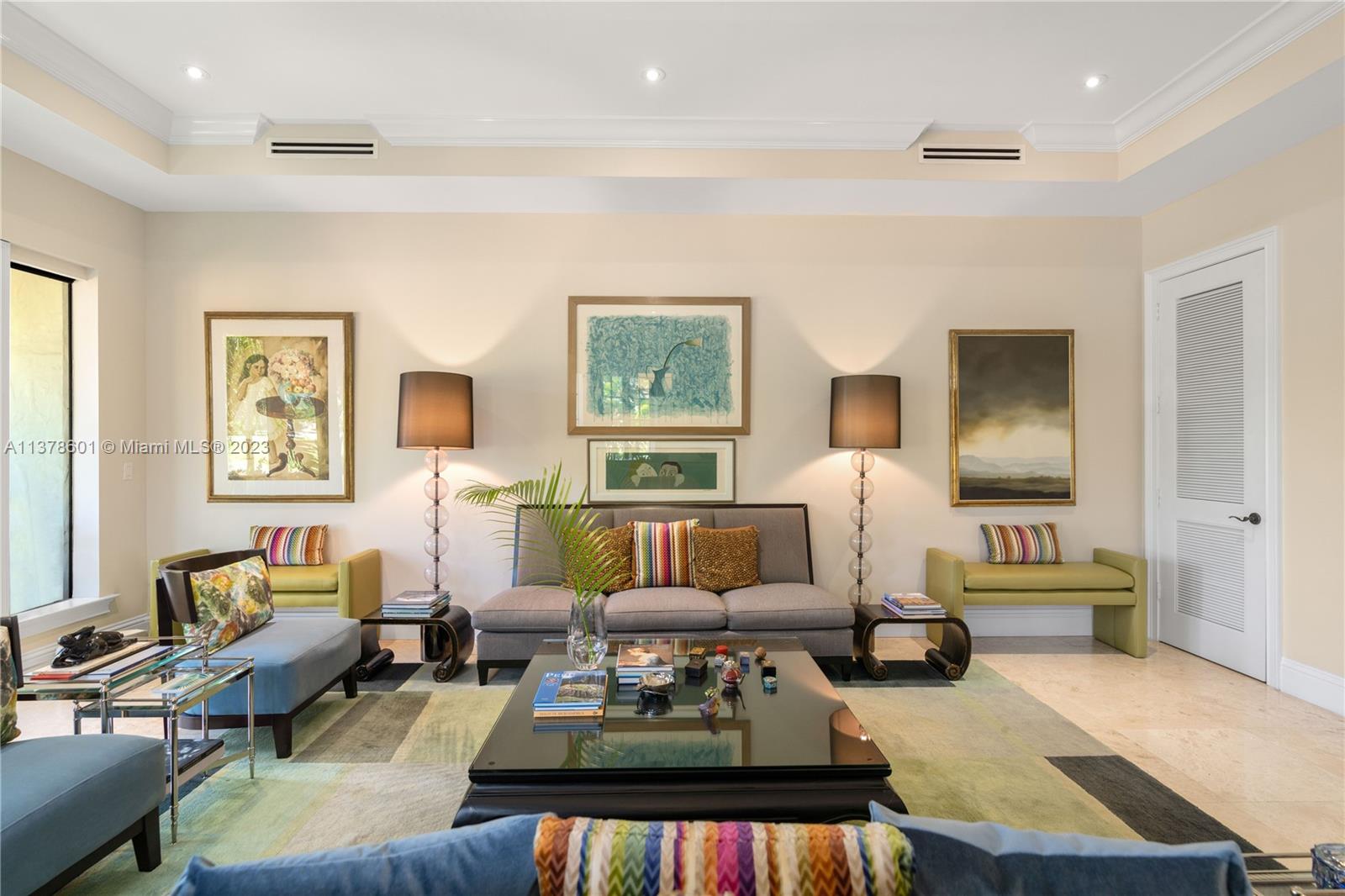 CLOISTERS ON THE BAY COND - Residential