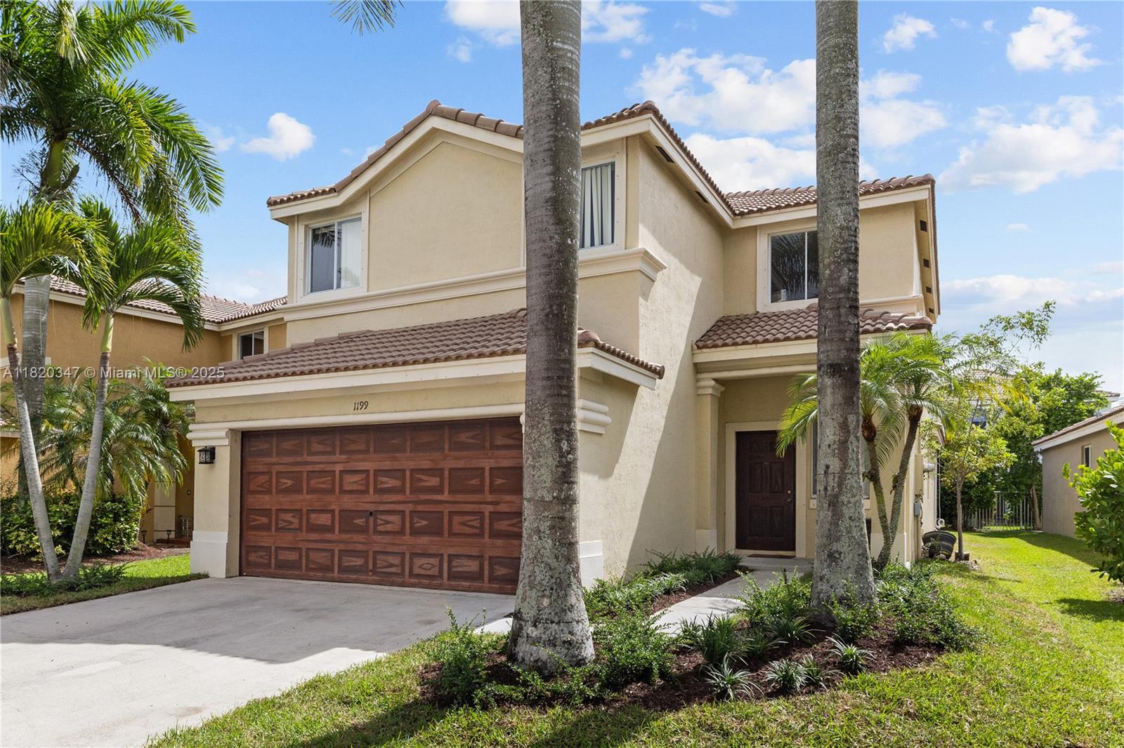 1199 Golden Cane Dr