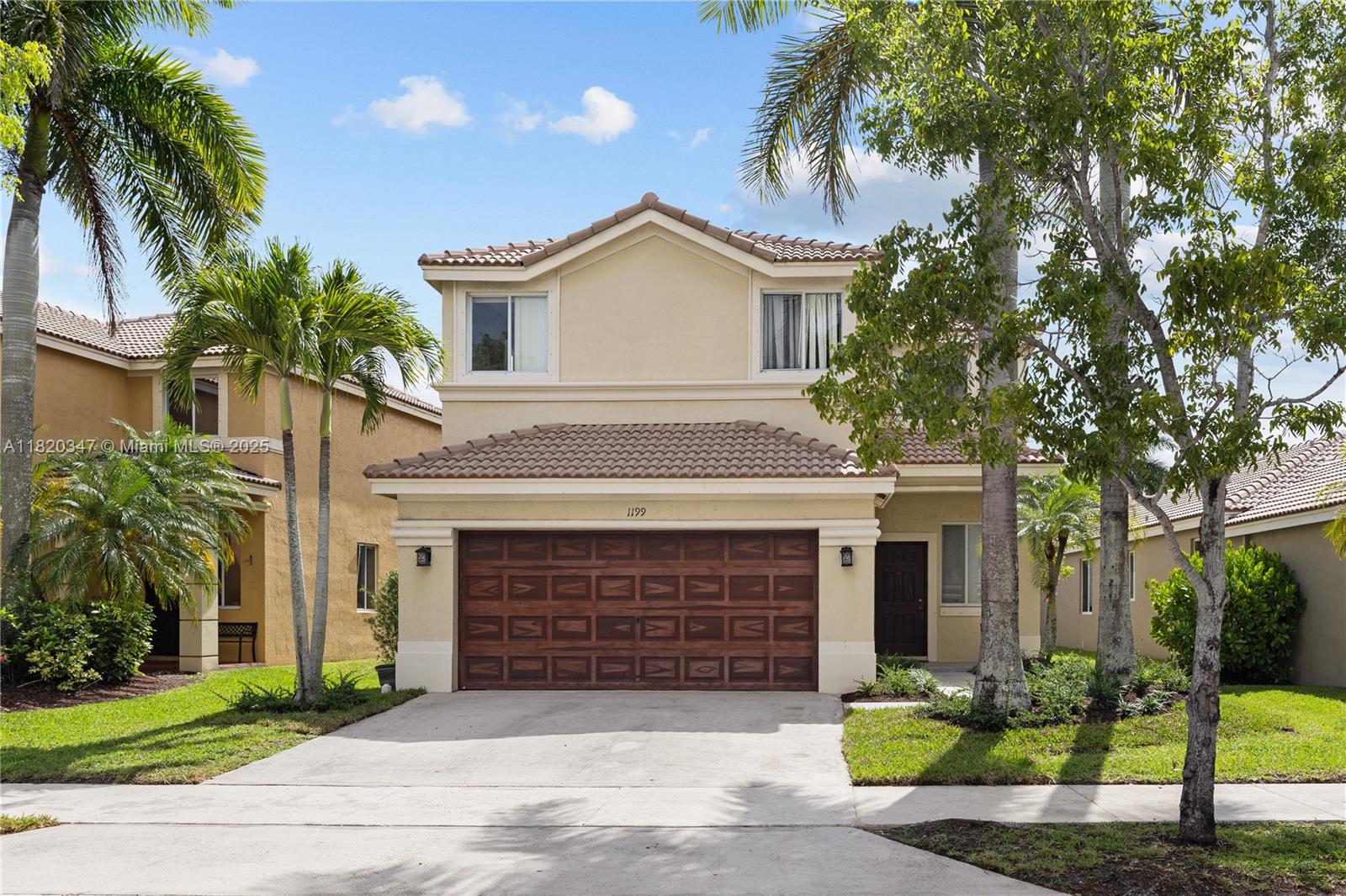 Property for Sale at 1199 Golden Cane Dr, Weston, Broward County, Florida - Bedrooms: 5 
Bathrooms: 3  - $950,000