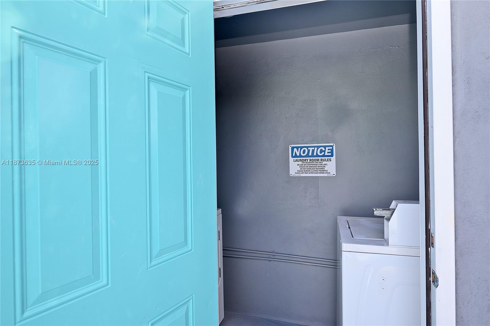 LAKE RIDGE - Residential Lease