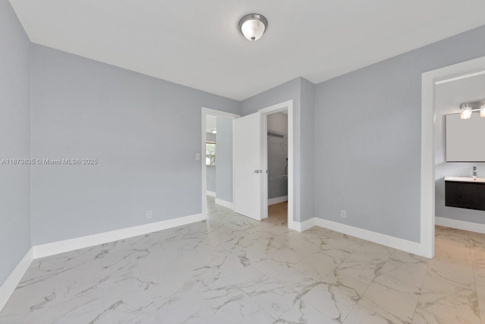 LAKE RIDGE - Residential Lease