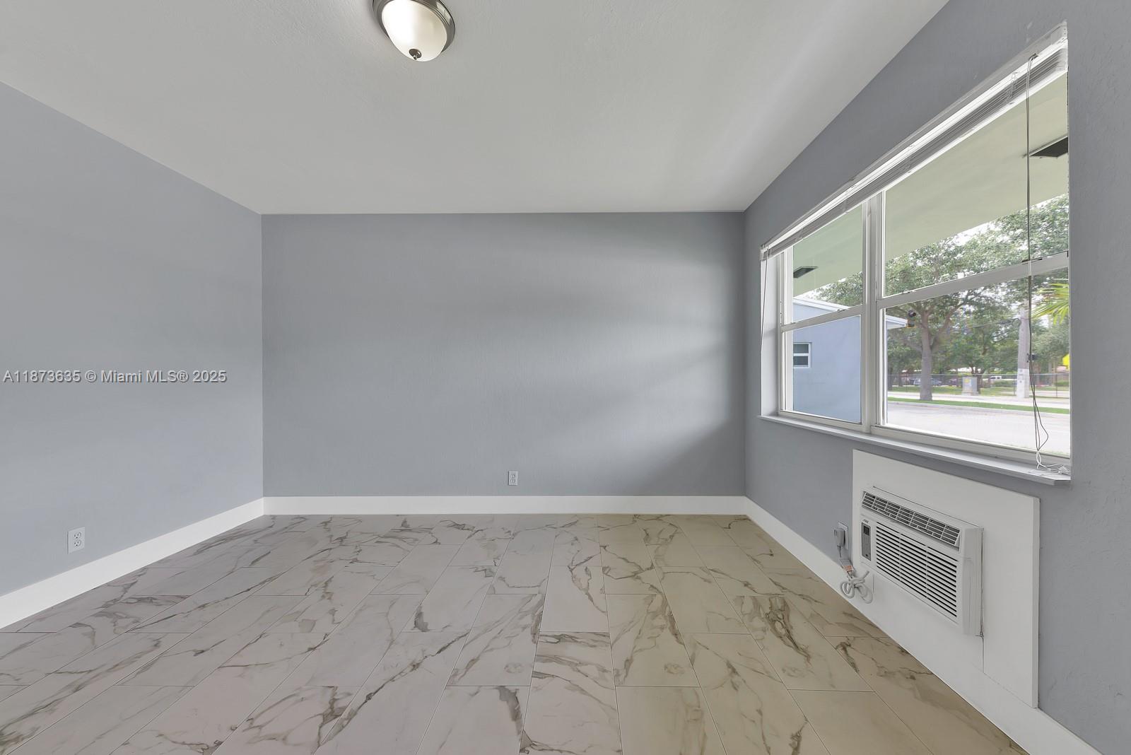 LAKE RIDGE - Residential Lease