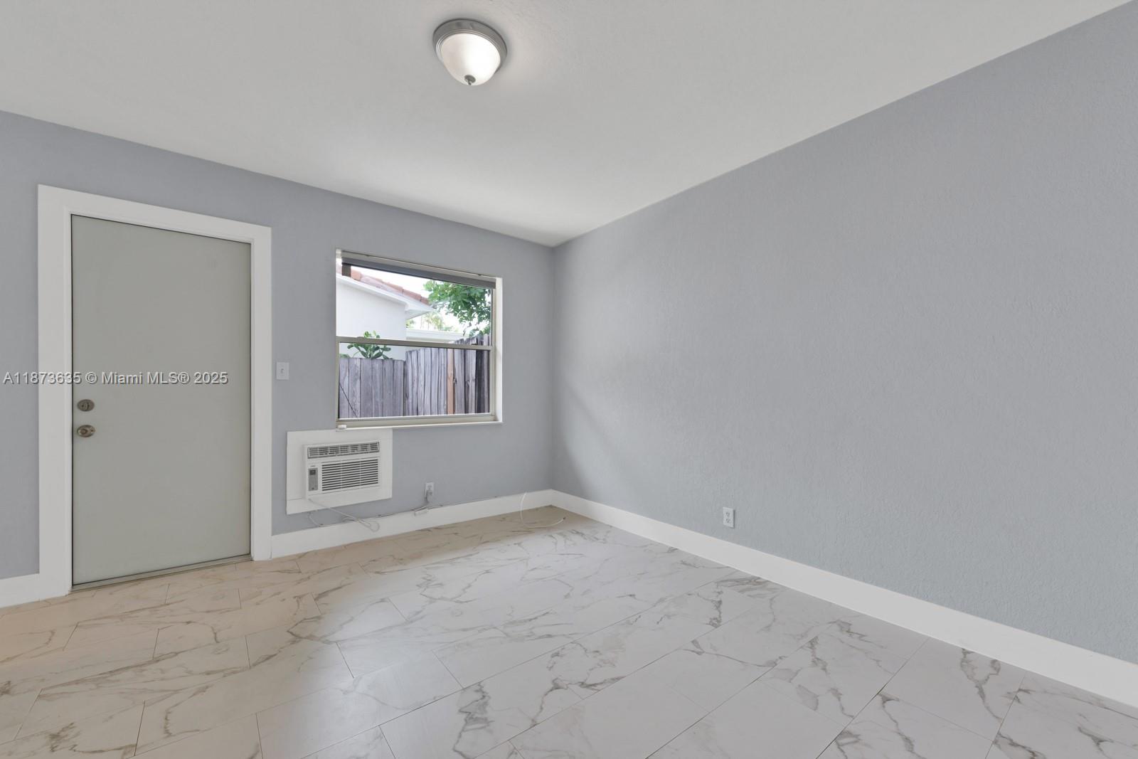 LAKE RIDGE - Residential Lease