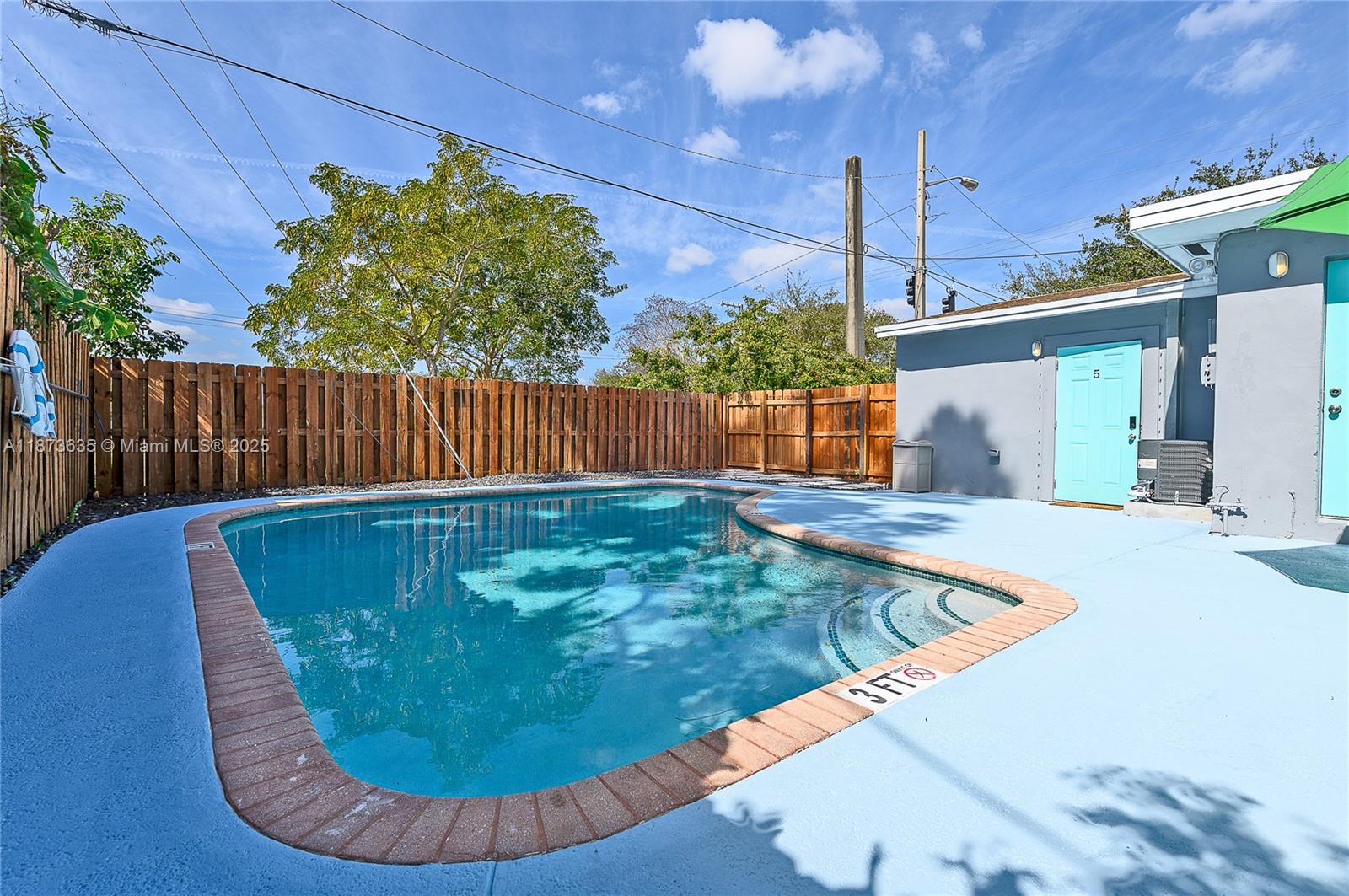 LAKE RIDGE - Residential Lease