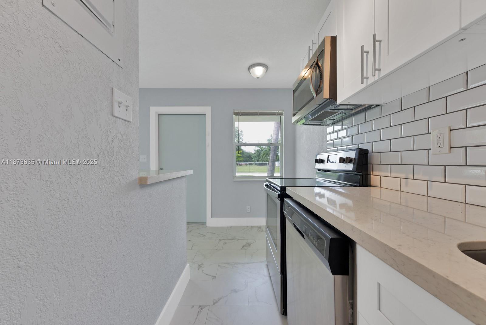 LAKE RIDGE - Residential Lease