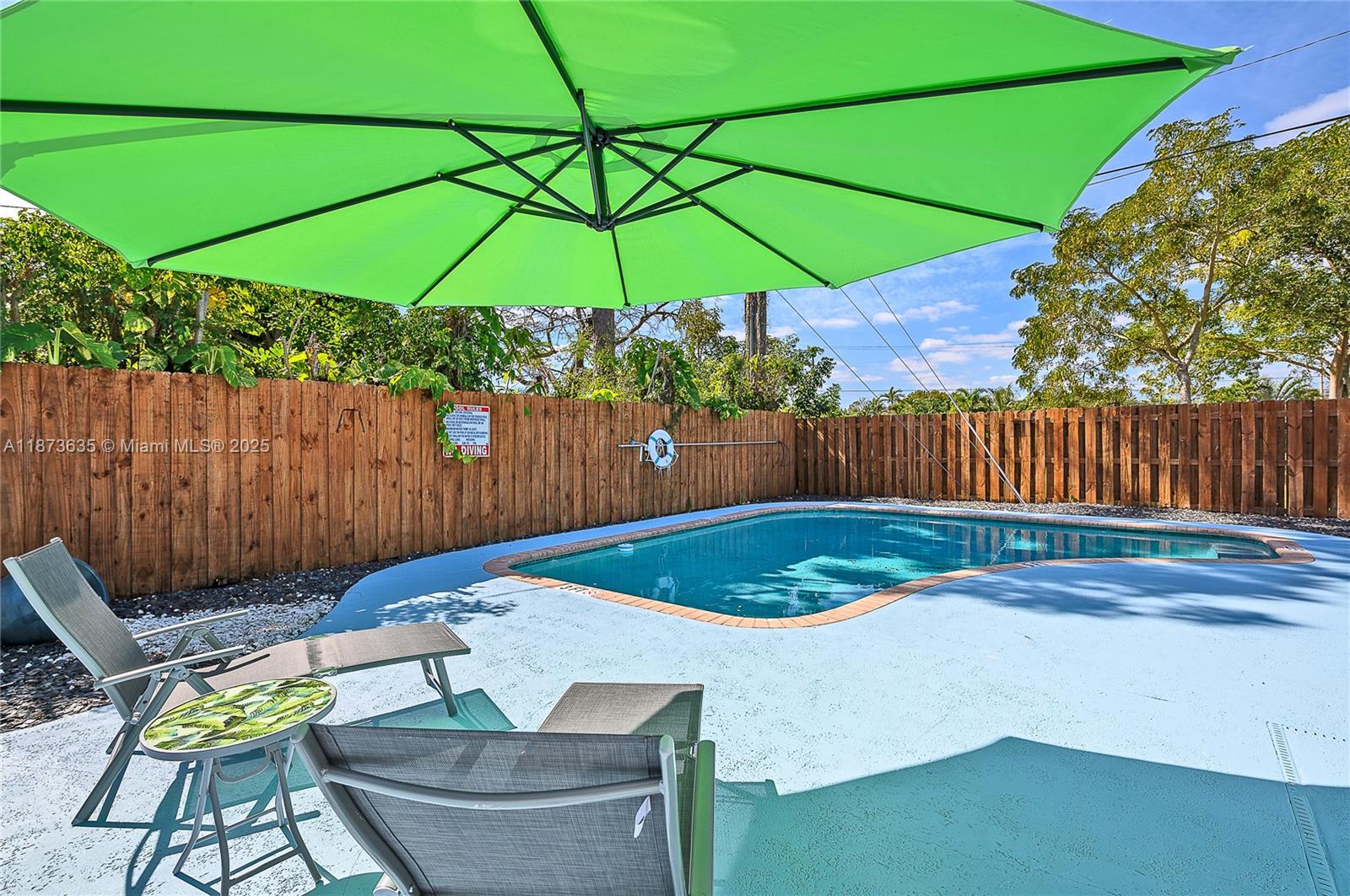 LAKE RIDGE - Residential Lease