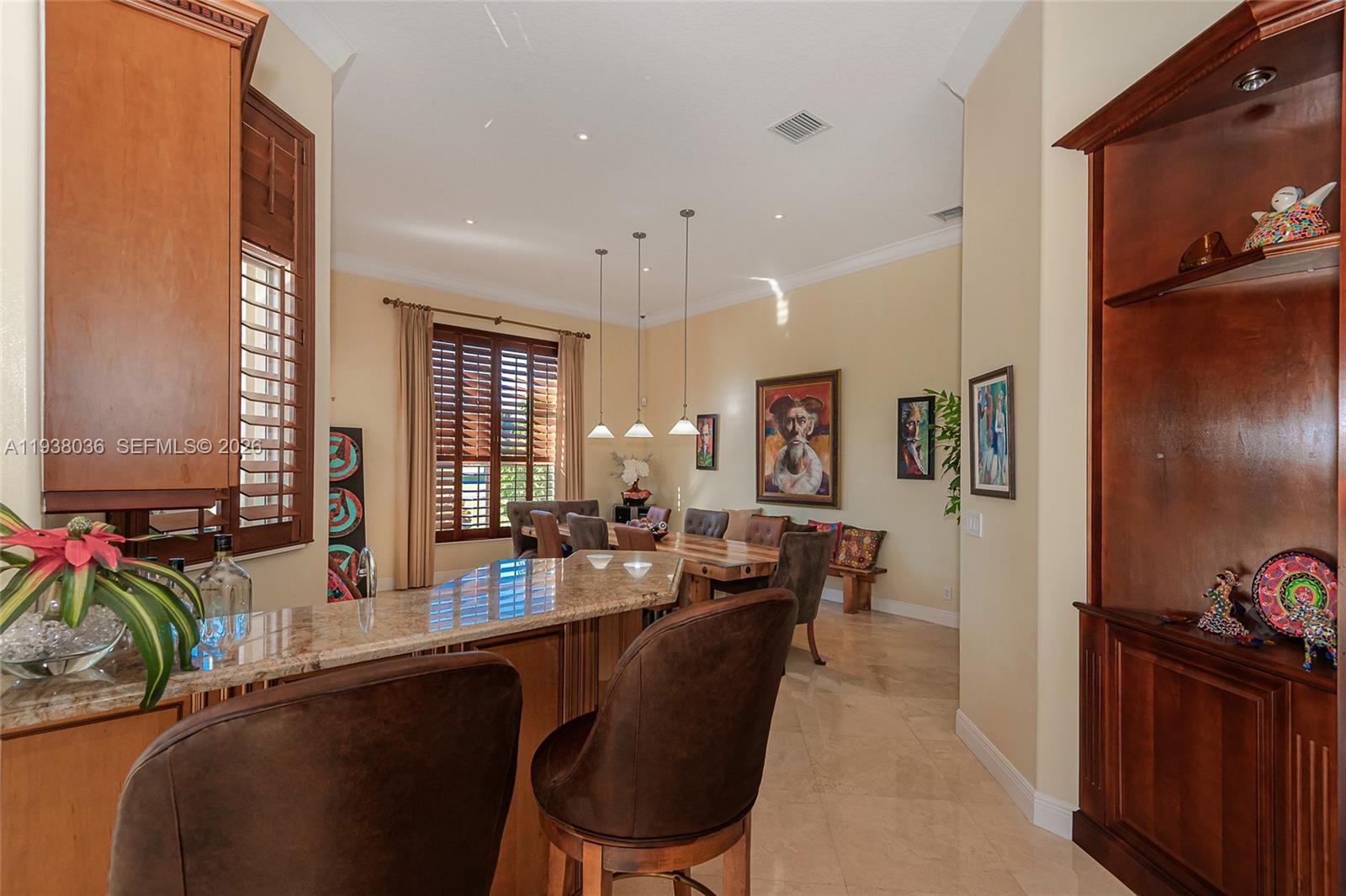 HOLLYWOOD LAKES COUNTRY C - Residential