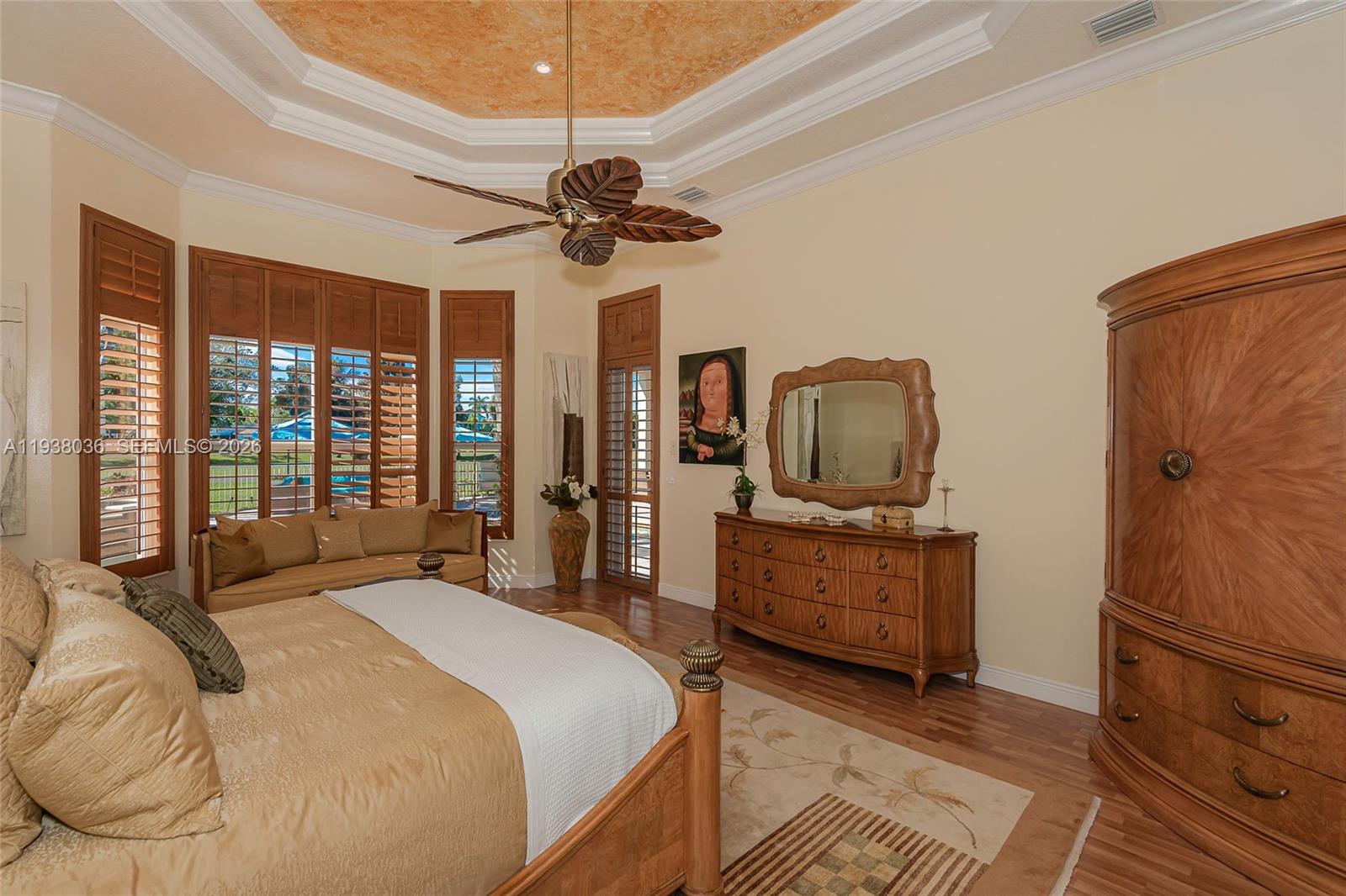 HOLLYWOOD LAKES COUNTRY C - Residential