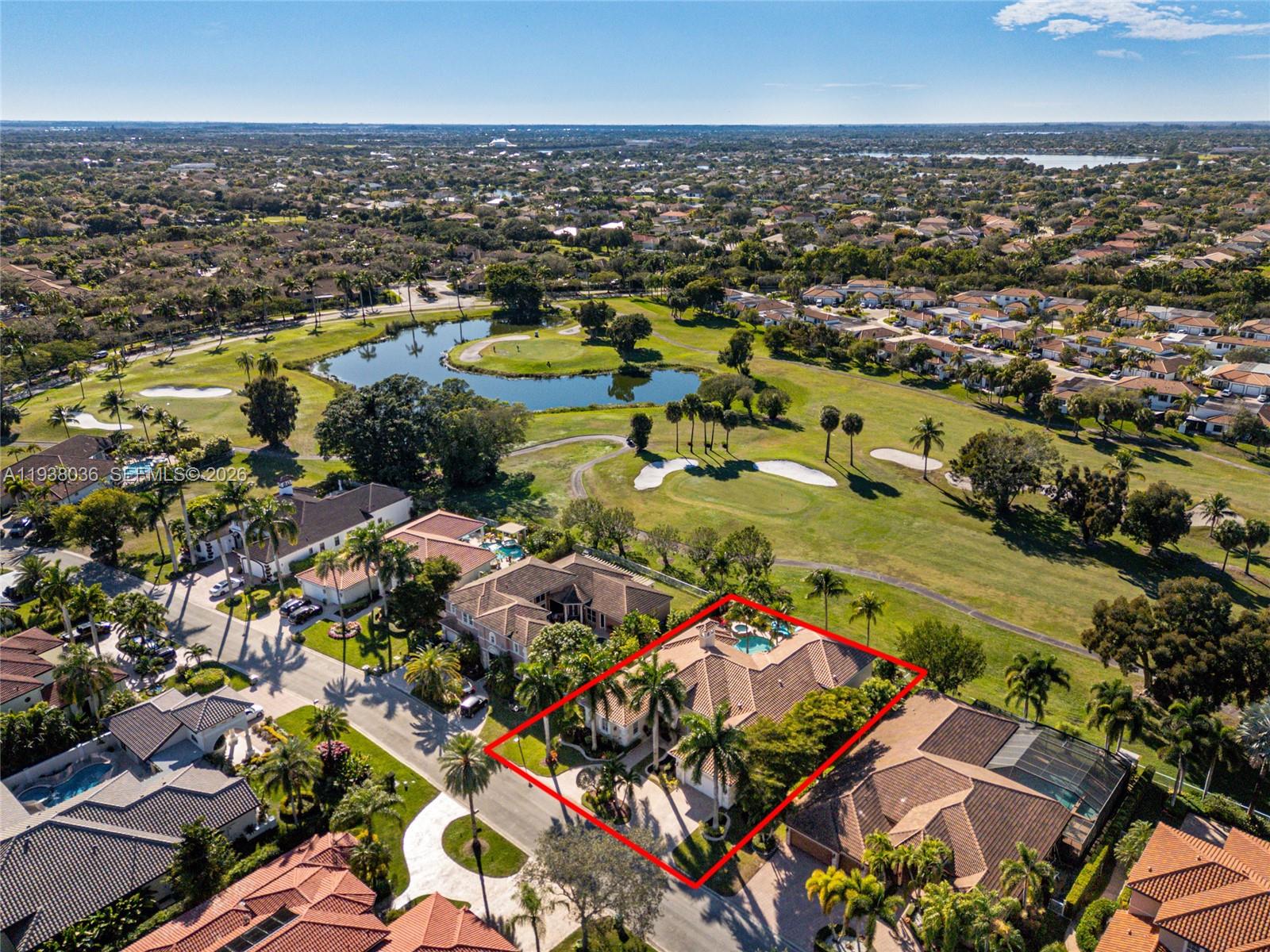 HOLLYWOOD LAKES COUNTRY C - Residential