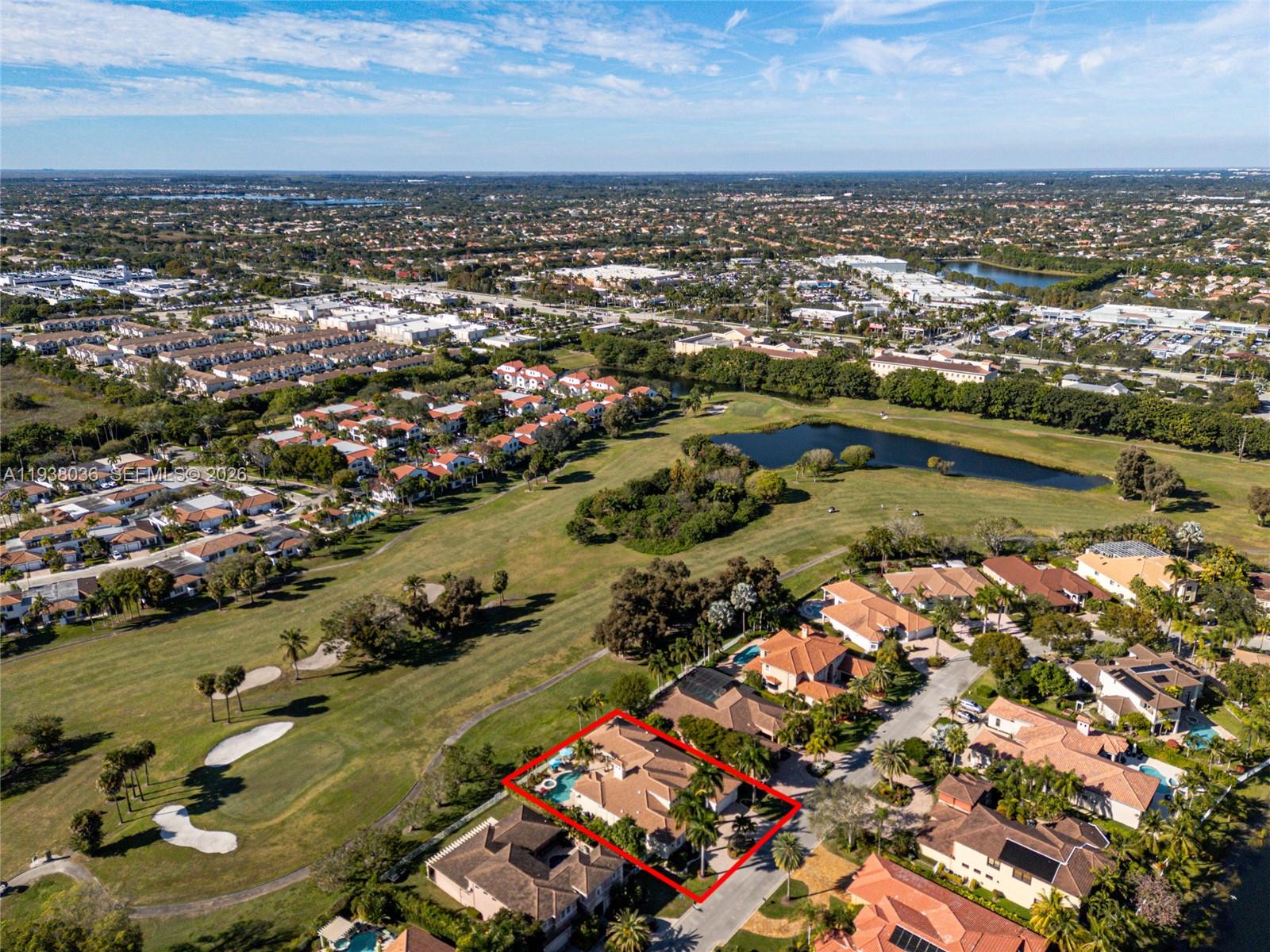 HOLLYWOOD LAKES COUNTRY C - Residential