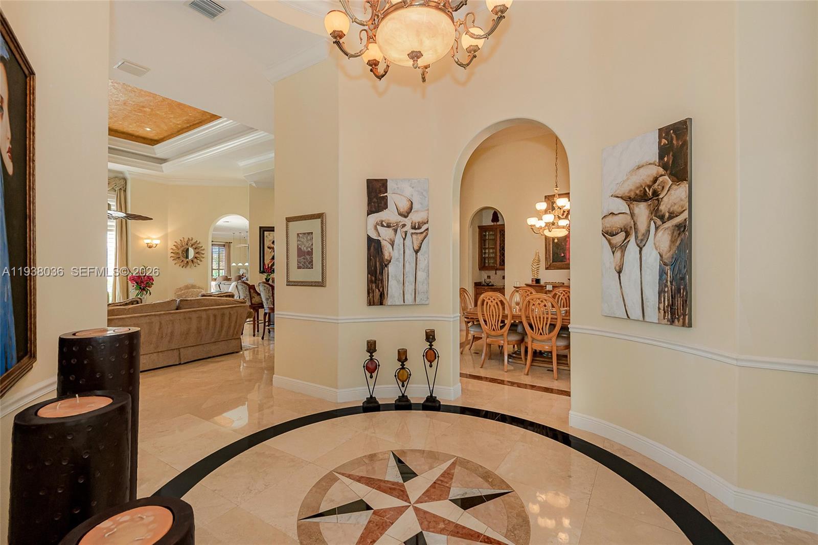 HOLLYWOOD LAKES COUNTRY C - Residential