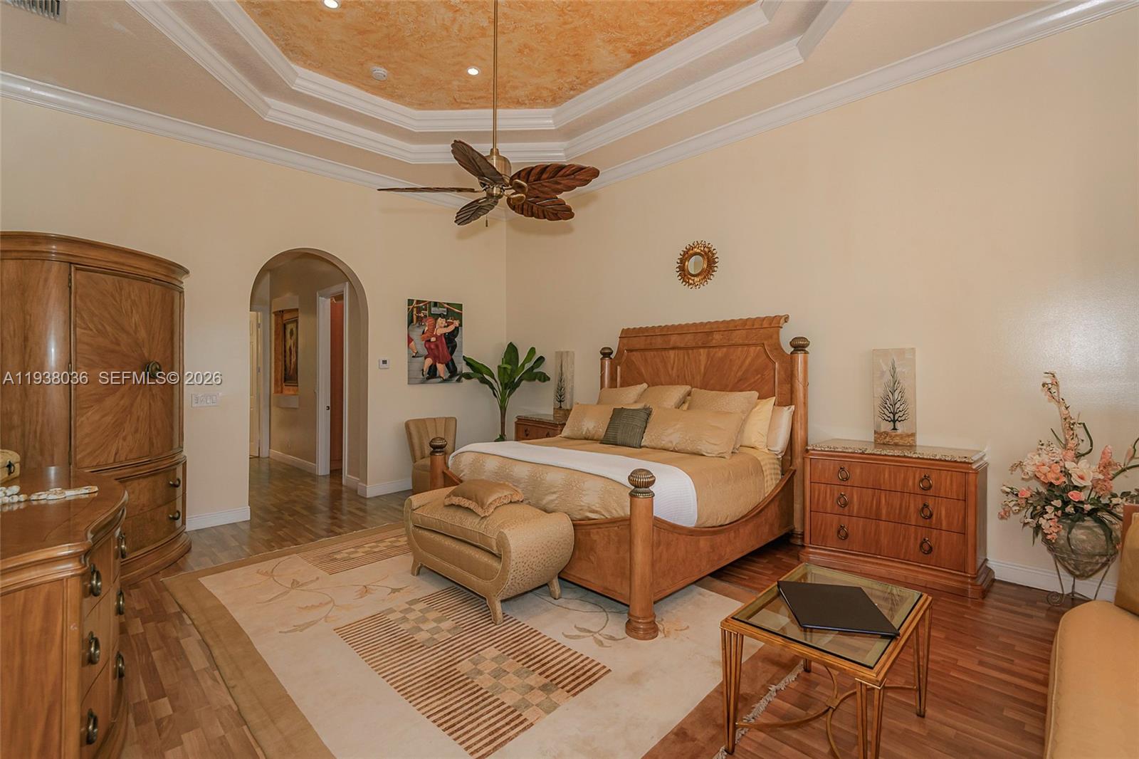 HOLLYWOOD LAKES COUNTRY C - Residential