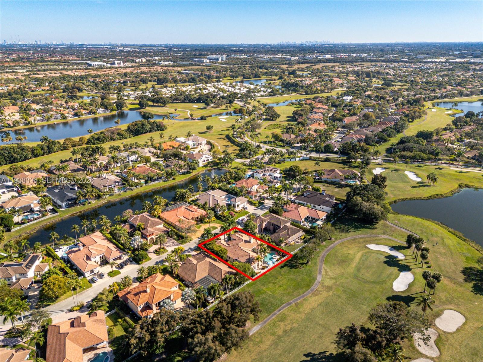 HOLLYWOOD LAKES COUNTRY C - Residential