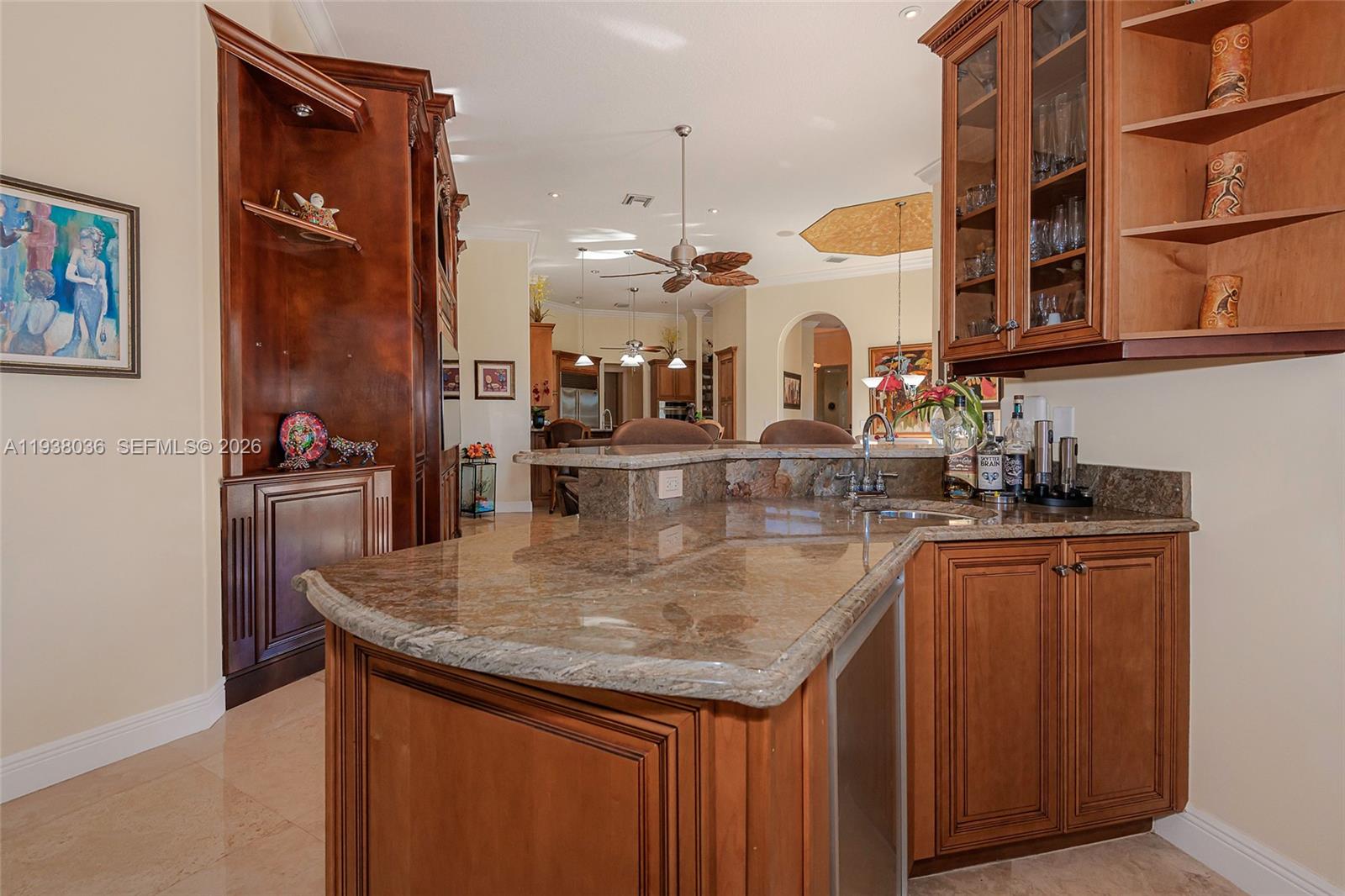 HOLLYWOOD LAKES COUNTRY C - Residential