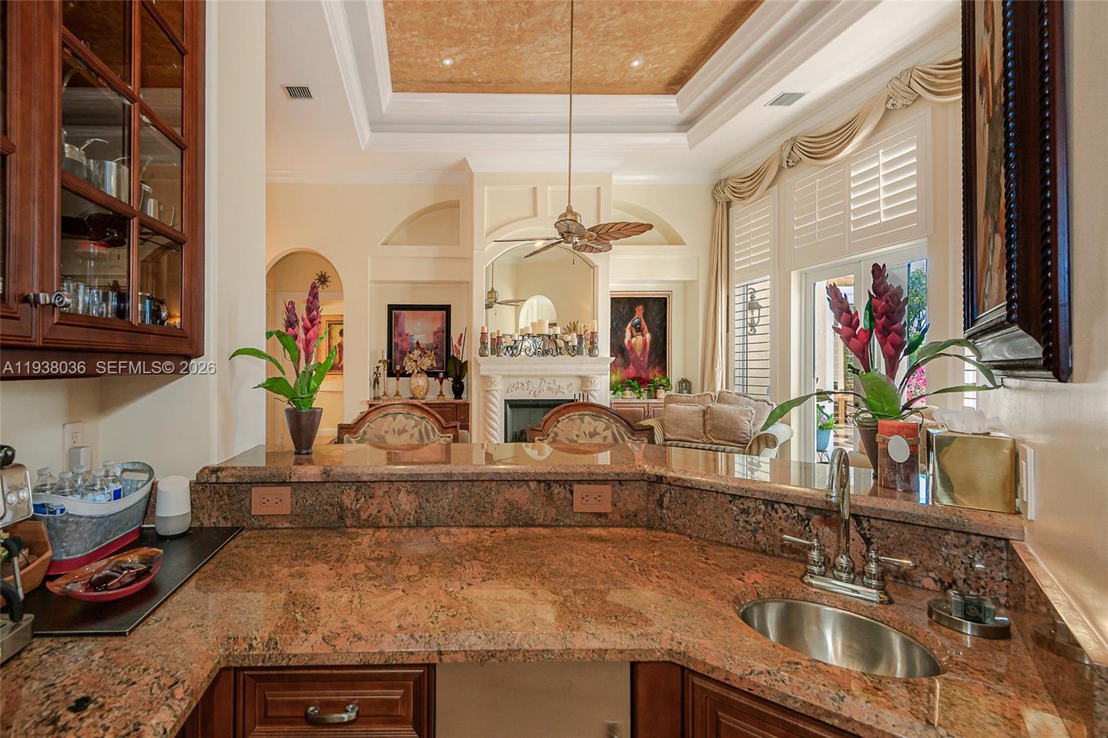 HOLLYWOOD LAKES COUNTRY C - Residential