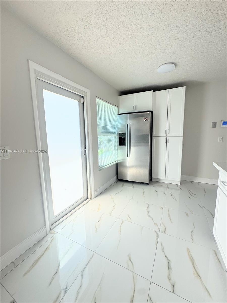 NORTH LAUDERDALE VILLAGE - Residential Lease