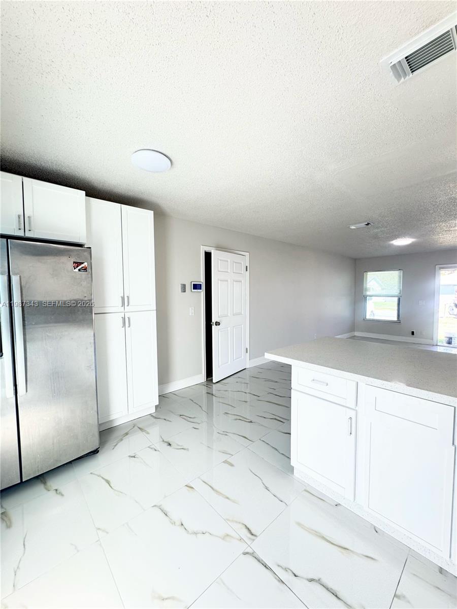 NORTH LAUDERDALE VILLAGE - Residential Lease