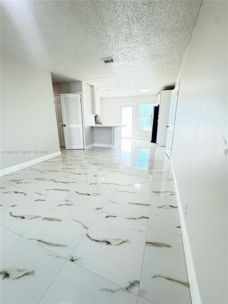 NORTH LAUDERDALE VILLAGE - Residential Lease