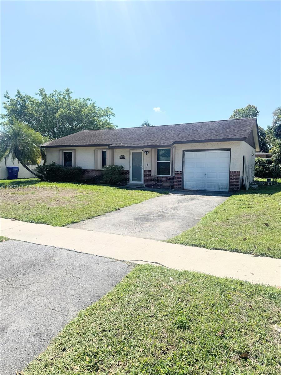 NORTH LAUDERDALE VILLAGE - Residential Lease