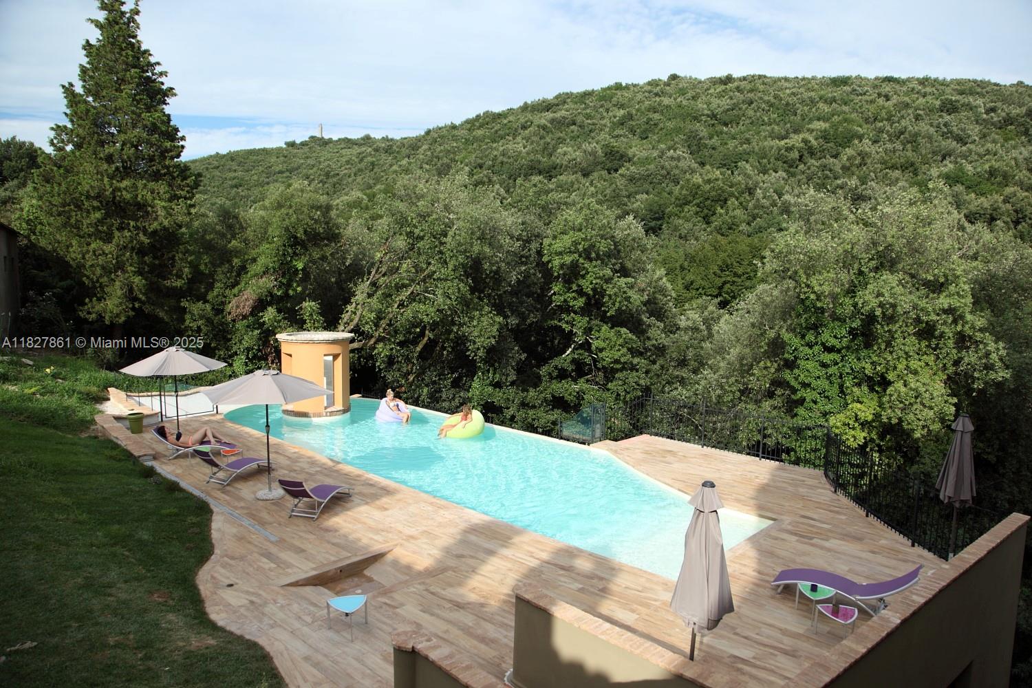 HOTEL FOR SALE UMBRIA ITALY